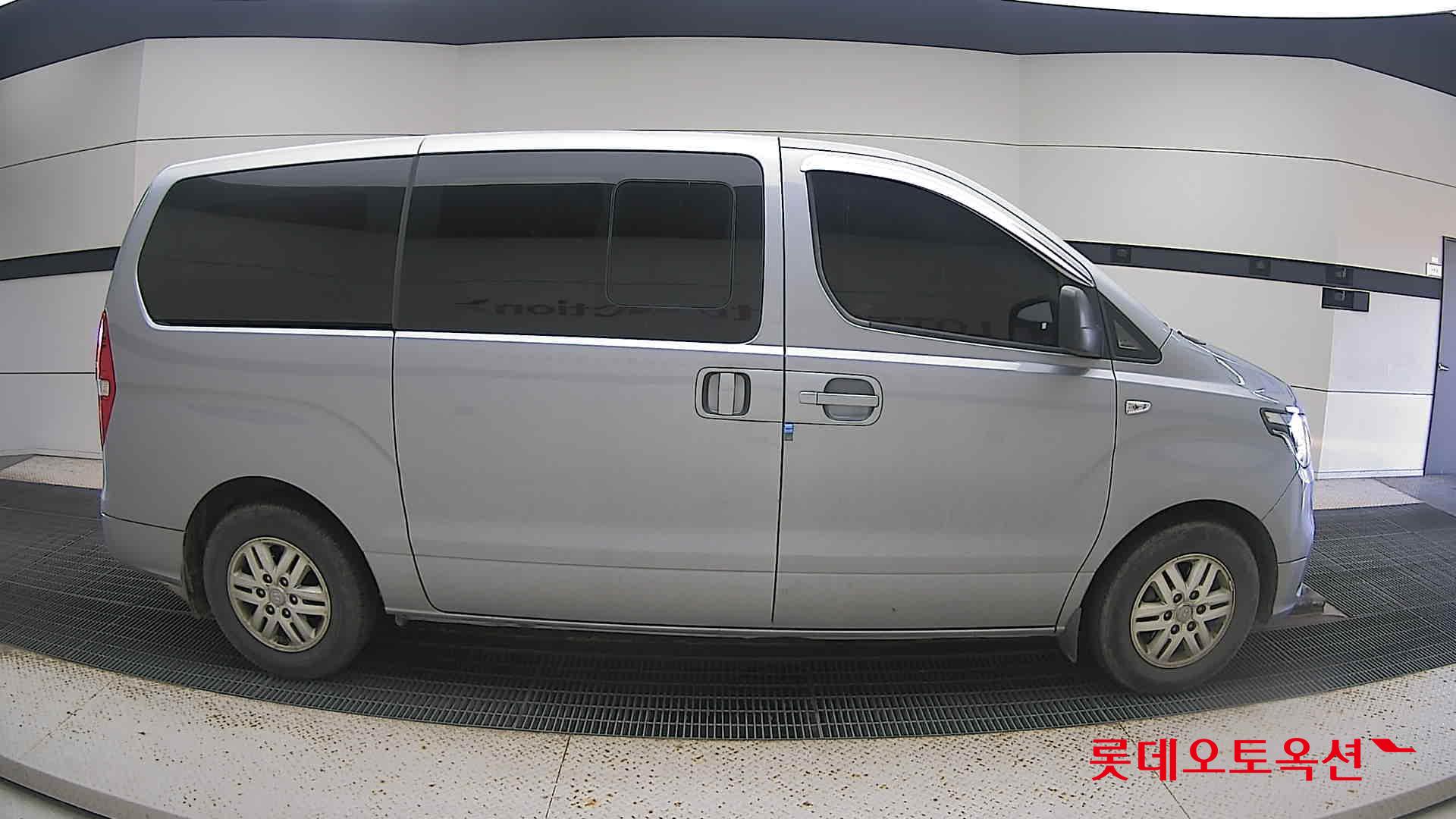 Hyundai Grand Starex 2021 Другое из Кореи, фото 3