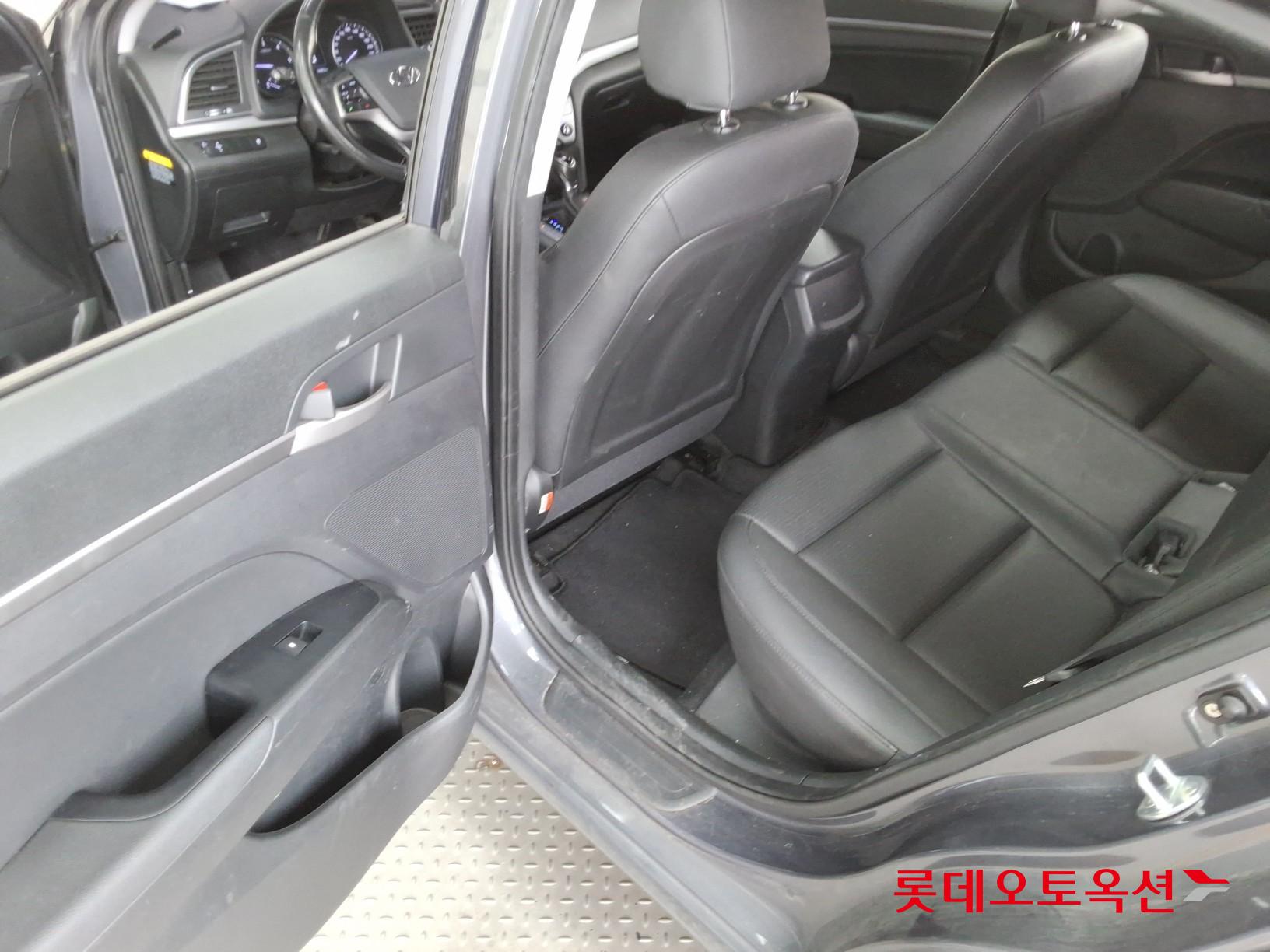 Hyundai Avante id 3441752 из Кореи 36