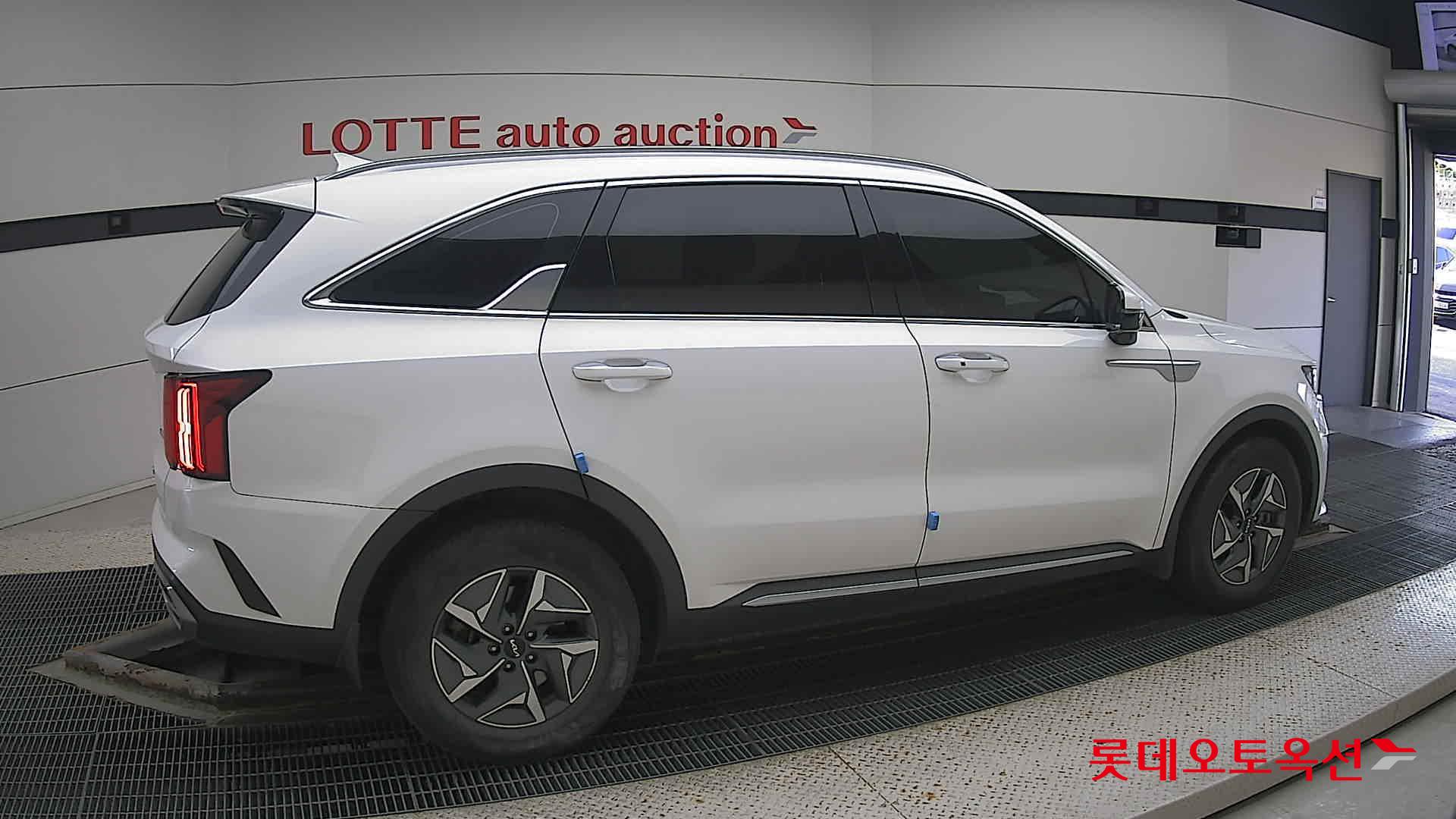Kia Sorento Hybrid id 3436638 из Кореи 18