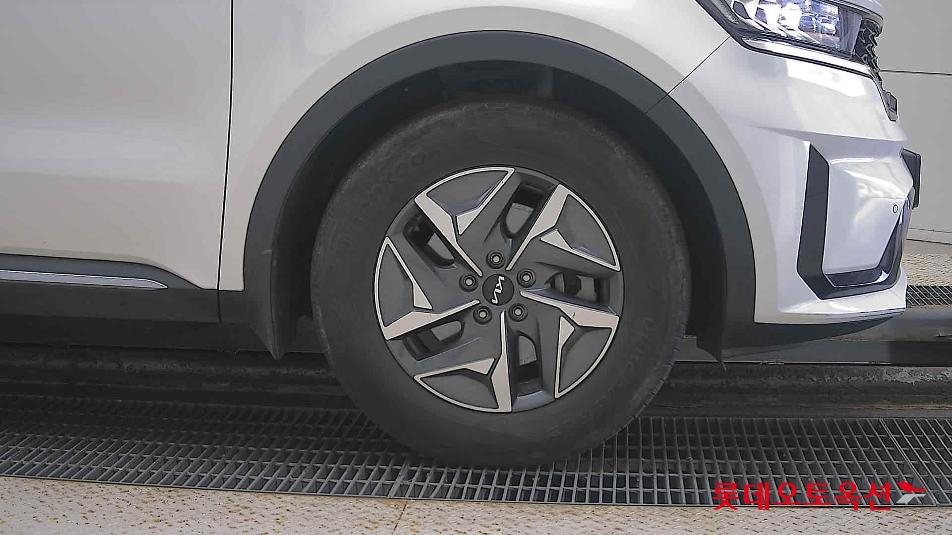 Kia Sorento Hybrid id 3436638 из Кореи 23