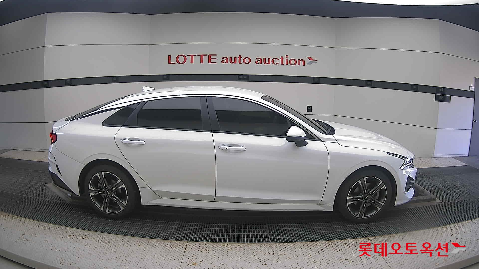 Kia K5 2021 Белый из Кореи, фото 3