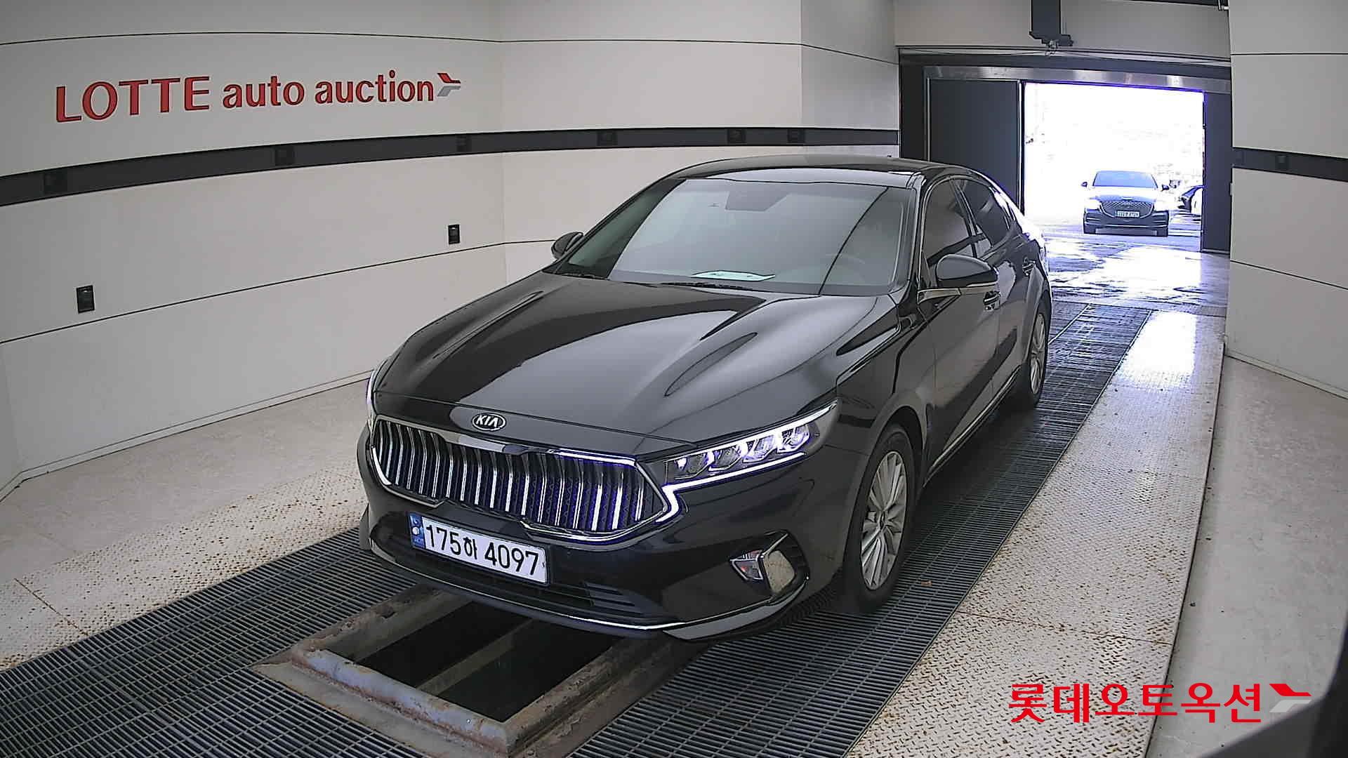 Kia K7 2020 Черный из Кореи