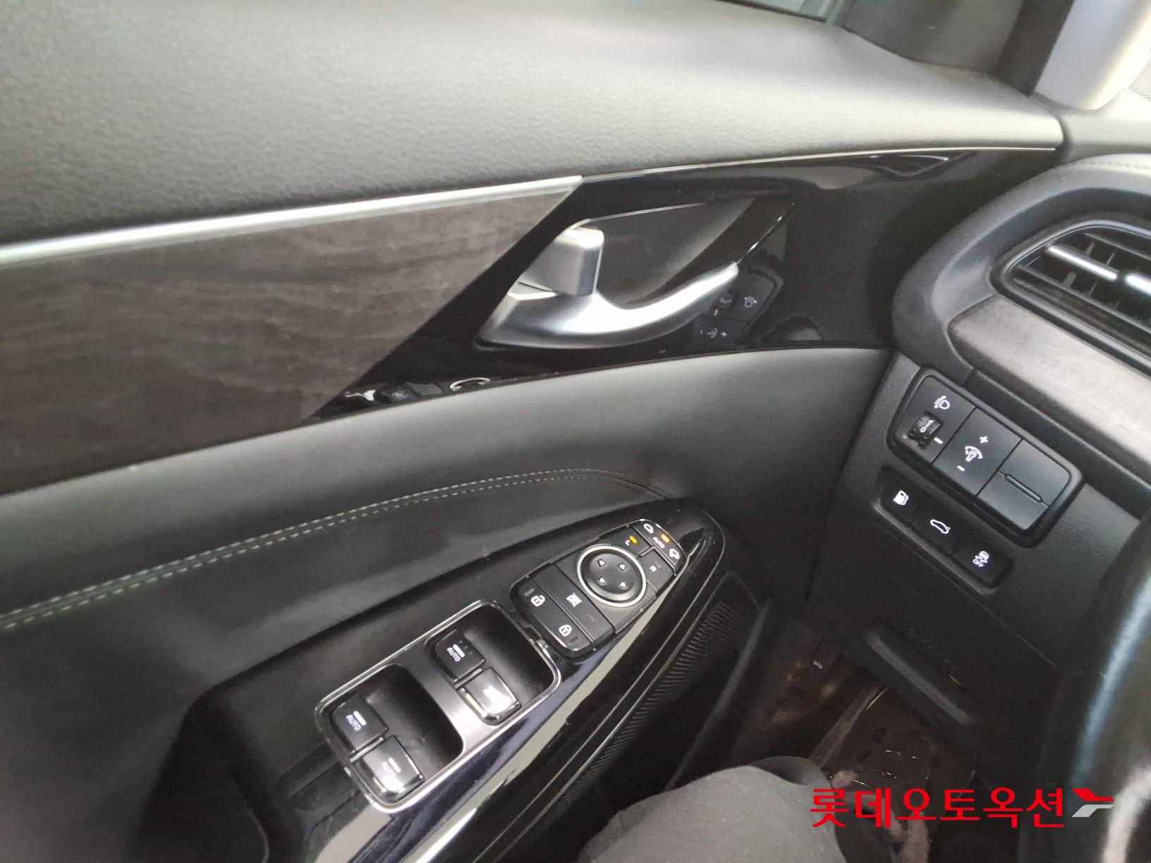 Kia K7 id 3441783 из Кореи 28