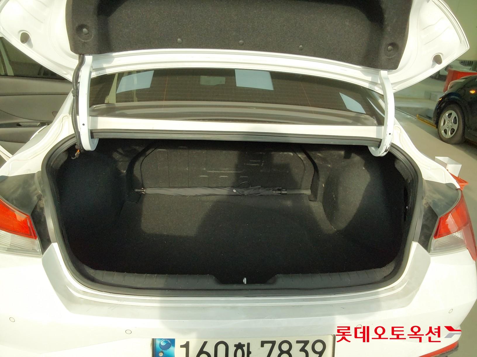 Hyundai Avante id 3441735 из Кореи 37