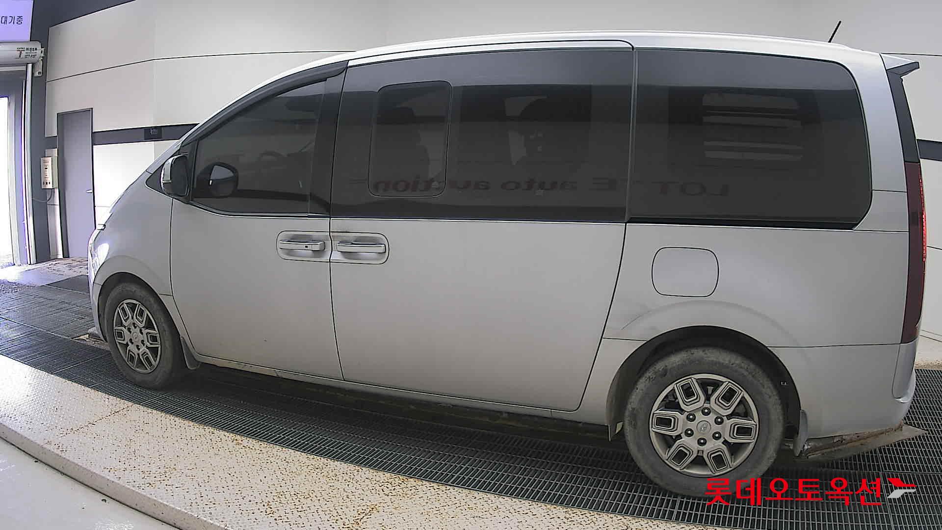 Hyundai Staria id 3466816 из Кореи 11