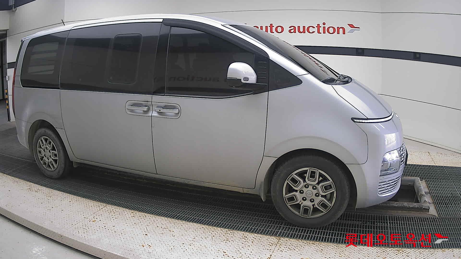 Hyundai Staria id 3466816 из Кореи 17