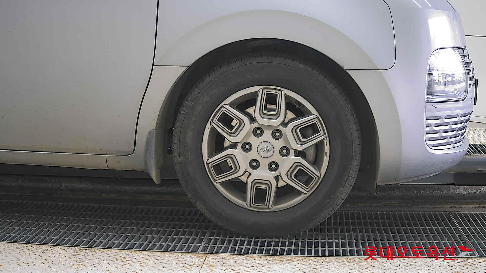 Hyundai Staria id 3466816 из Кореи 23