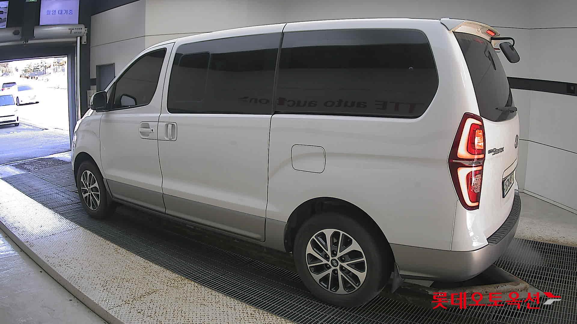 Hyundai Grand Starex id 3441756 из Кореи 10