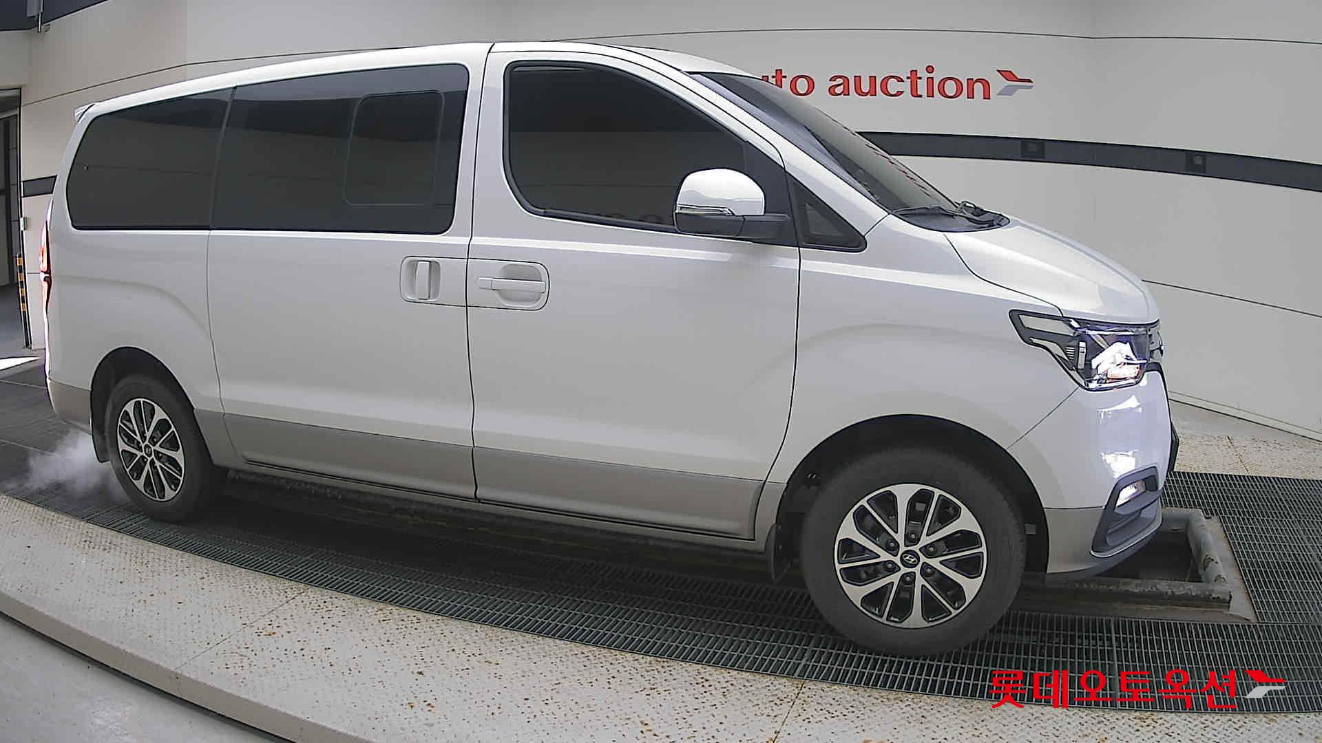 Hyundai Grand Starex id 3441756 из Кореи 17