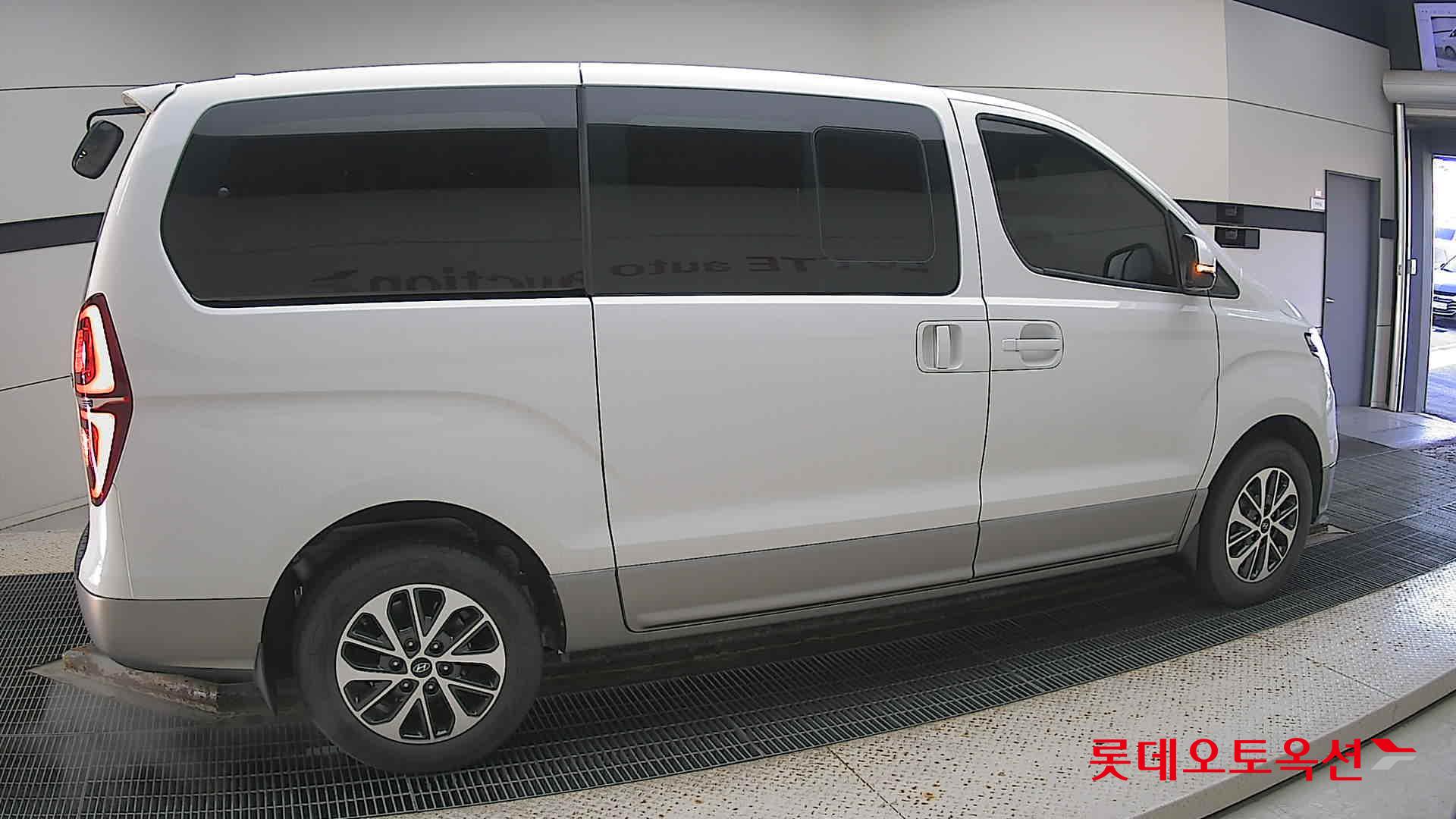 Hyundai Grand Starex id 3441756 из Кореи 18