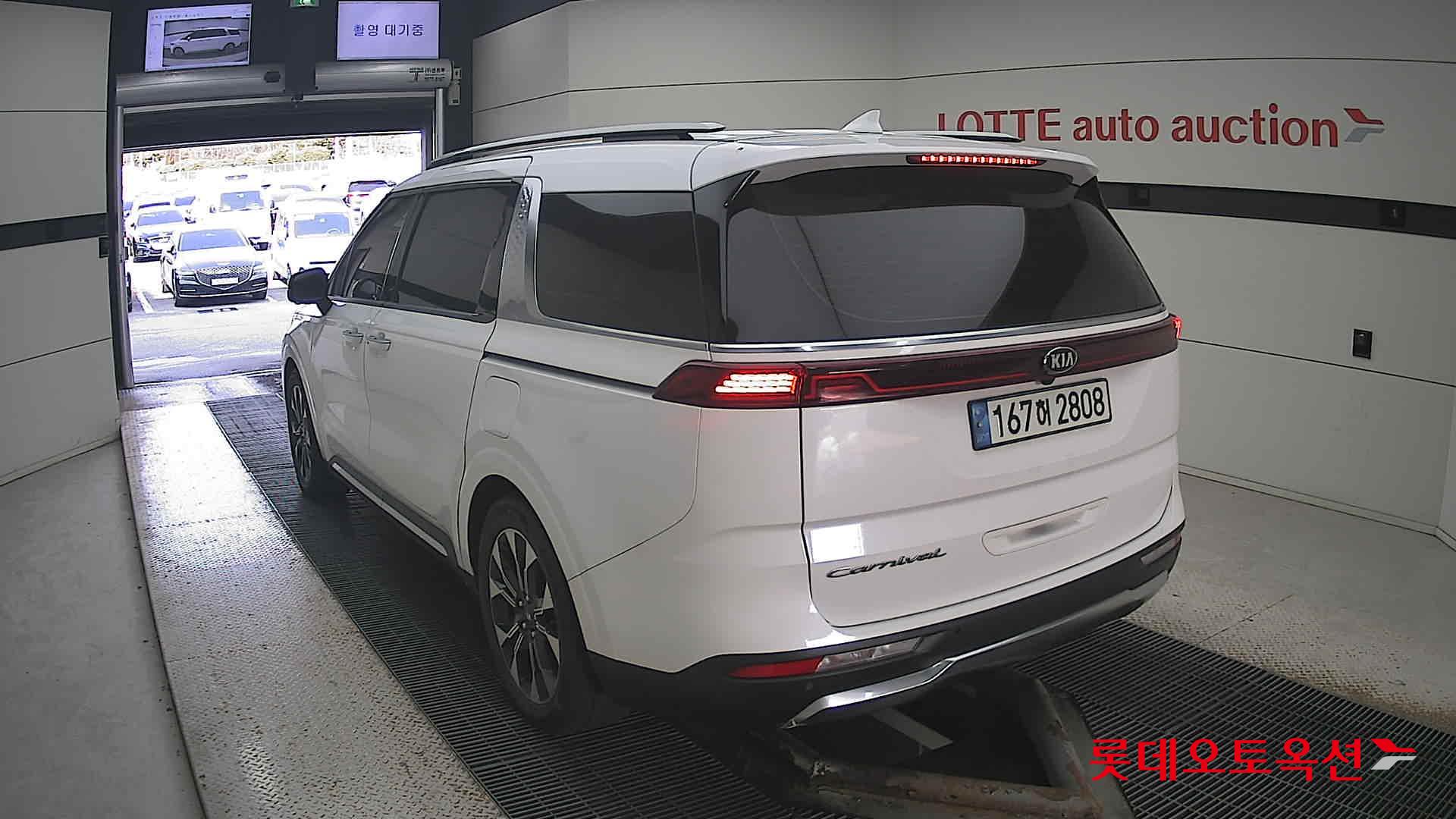 Kia Carnival id 3441795 из Кореи 9