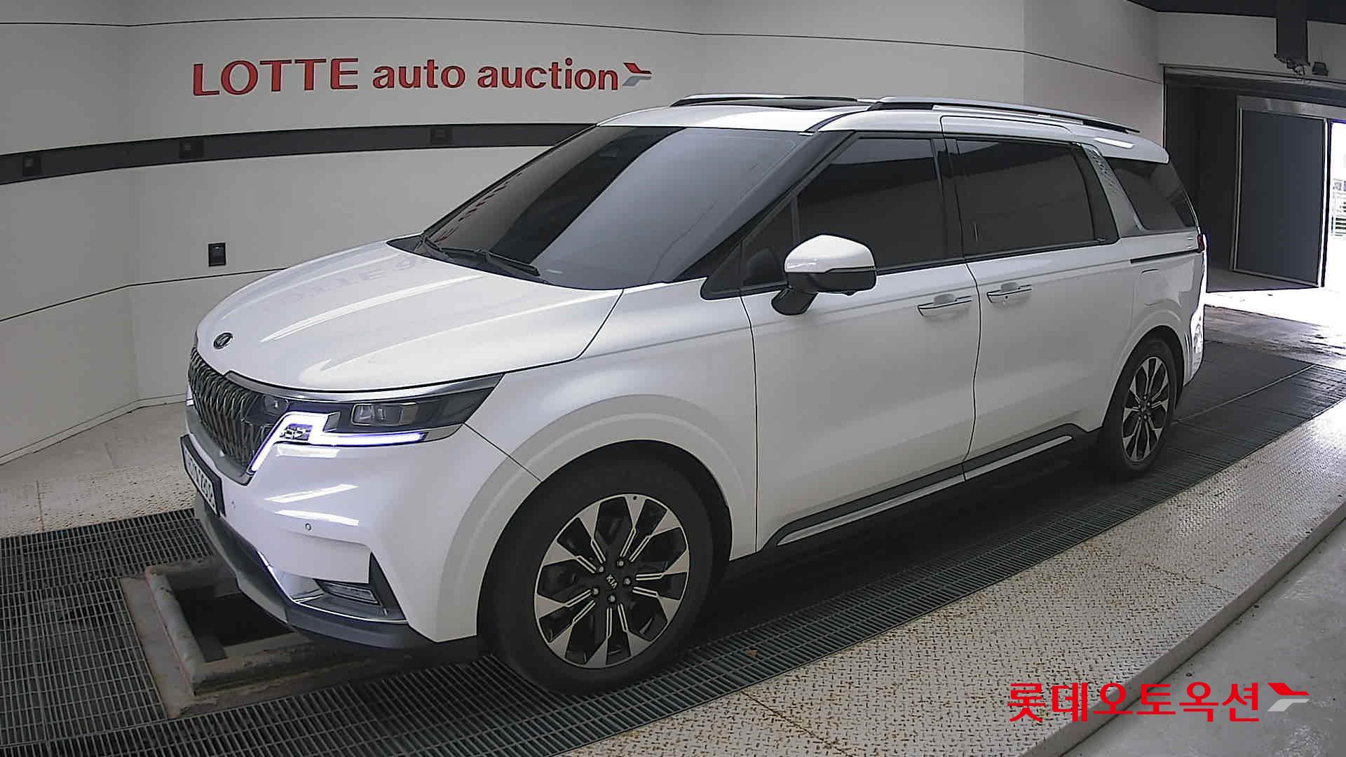 Kia Carnival id 3441795 из Кореи 13