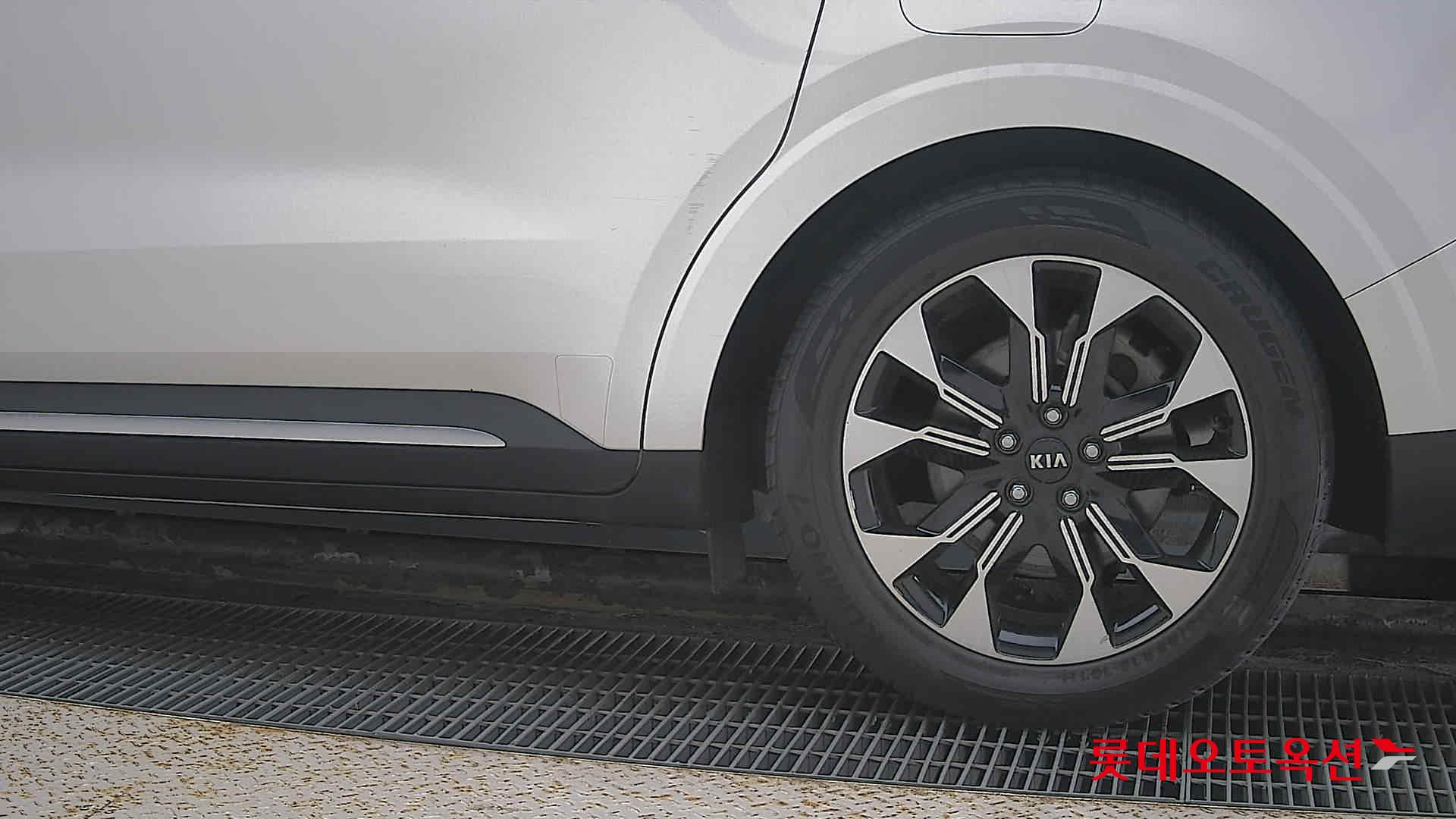 Kia Carnival id 3441795 из Кореи 22