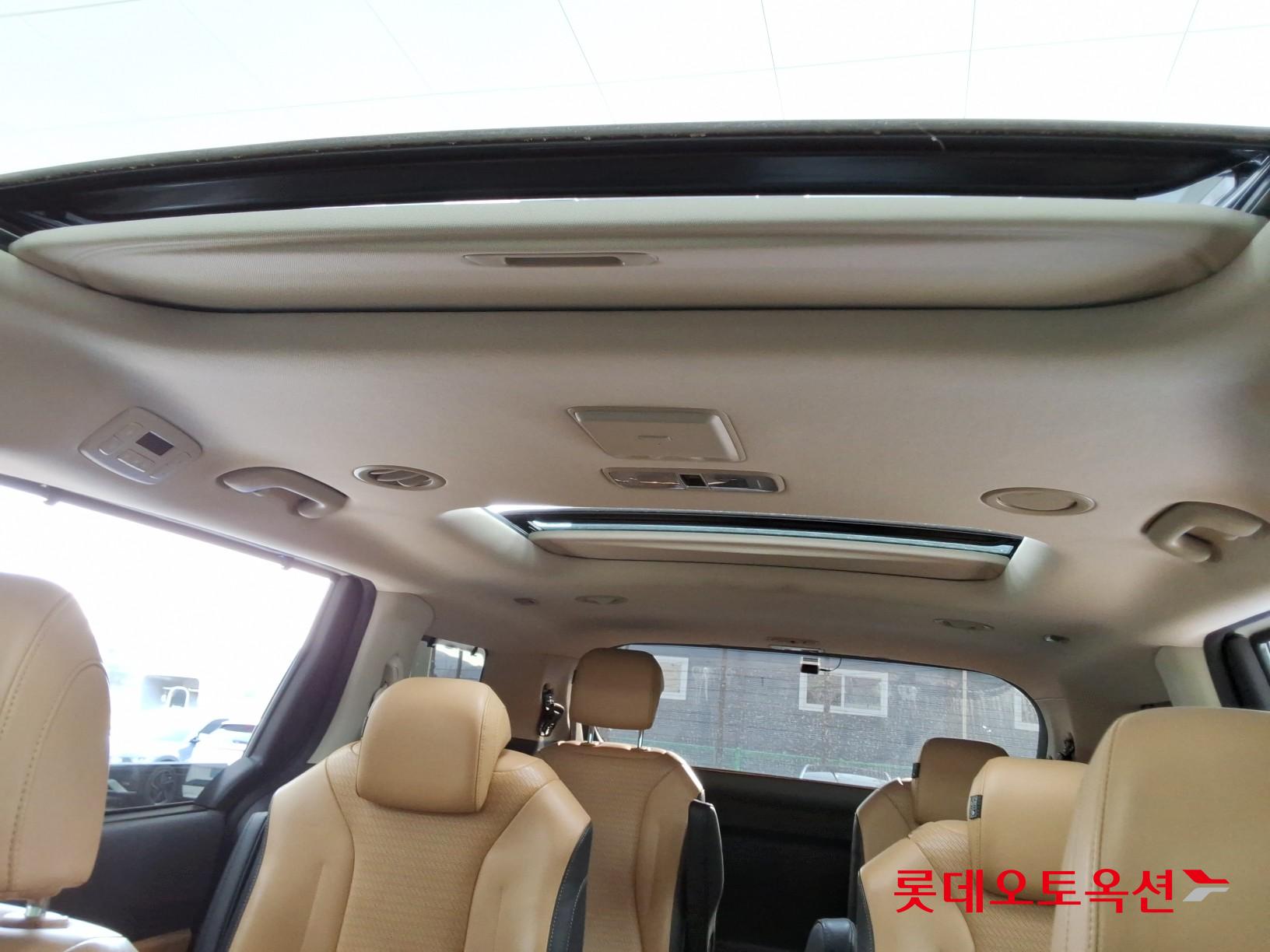 Kia Carnival id 3441795 из Кореи 33