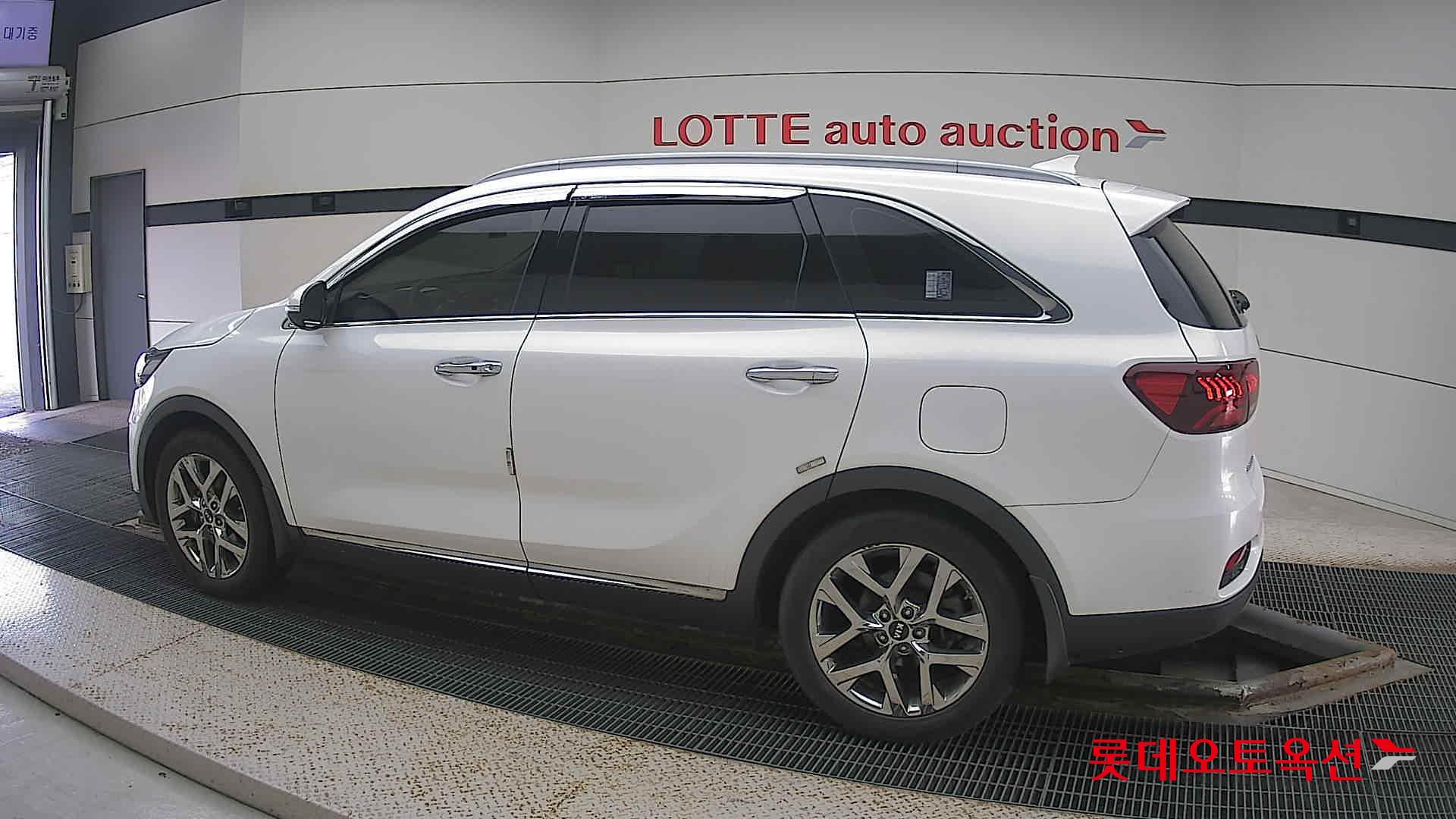 Kia Sorento id 3441810 из Кореи 11