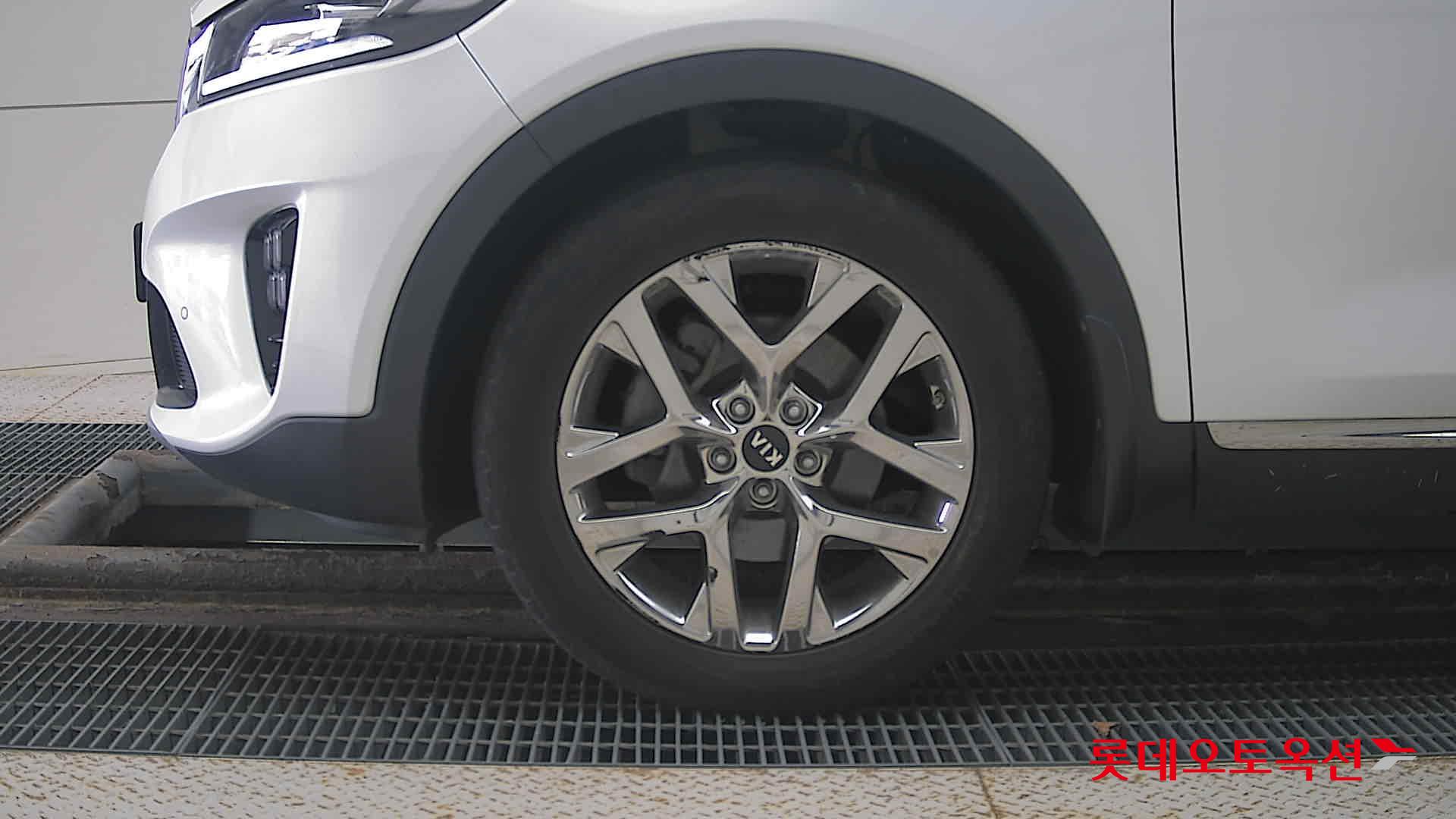 Kia Sorento id 3441810 из Кореи 21