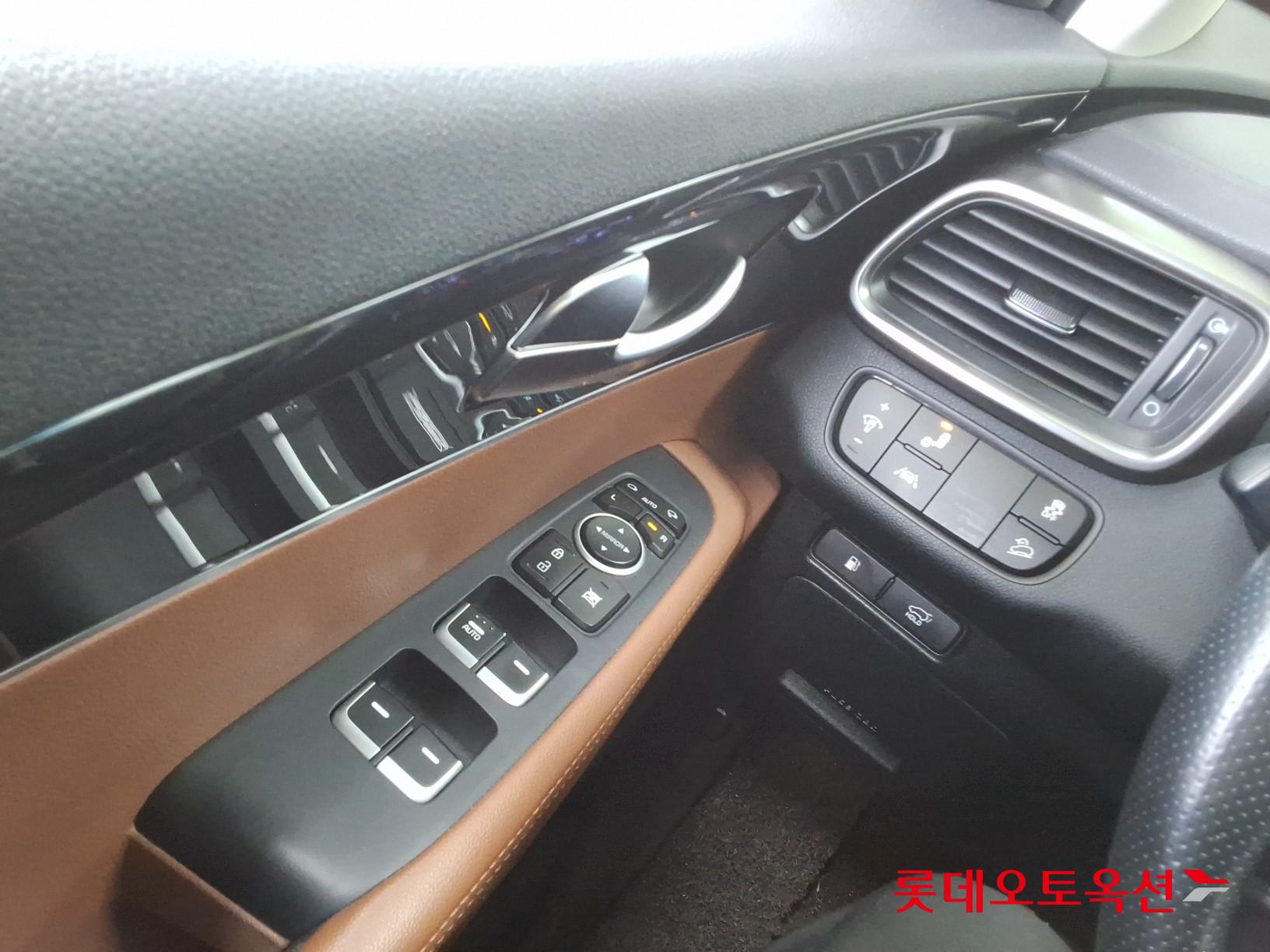 Kia Sorento id 3441810 из Кореи 28