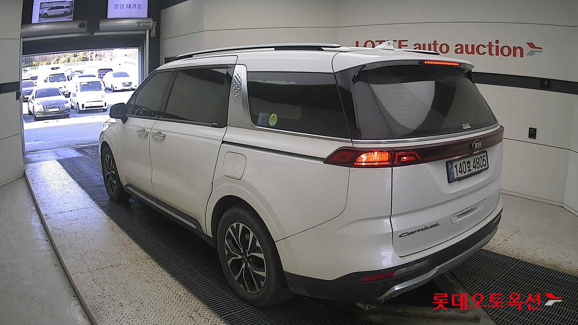 Kia Carnival 2021 Белый из Кореи, фото 6