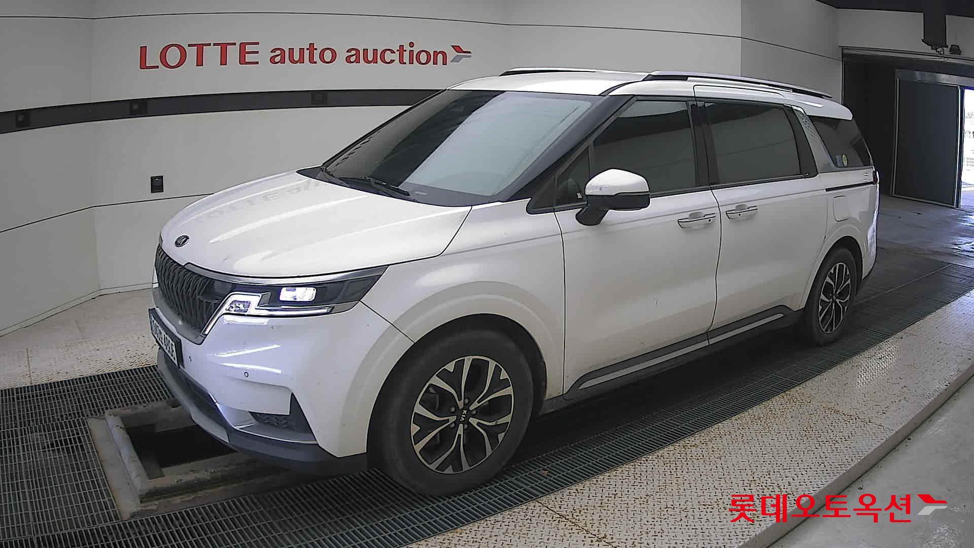 Kia Carnival id 3441777 из Кореи 13