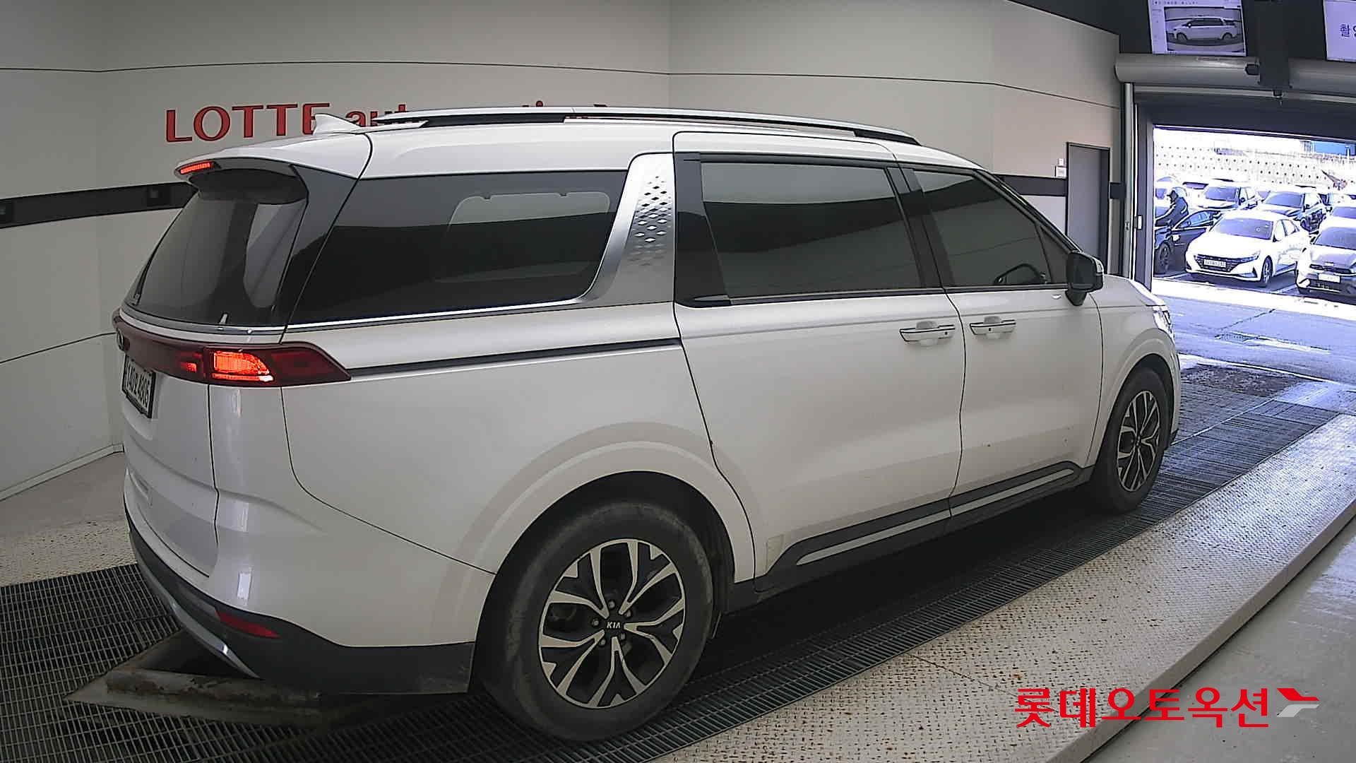 Kia Carnival id 3441777 из Кореи 19