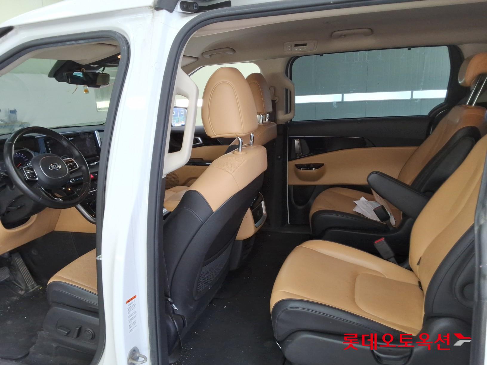 Kia Carnival id 3441777 из Кореи 35