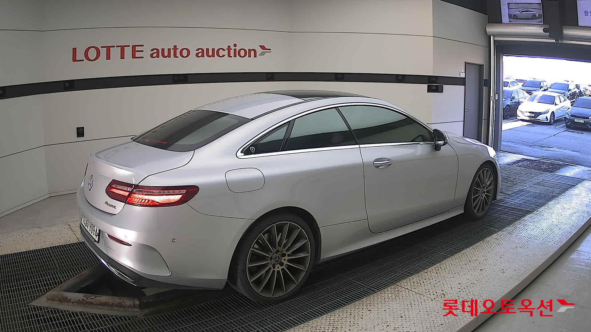 Mercedes-Benz E450 4Matic Coupe id 3446786 из Кореи 19