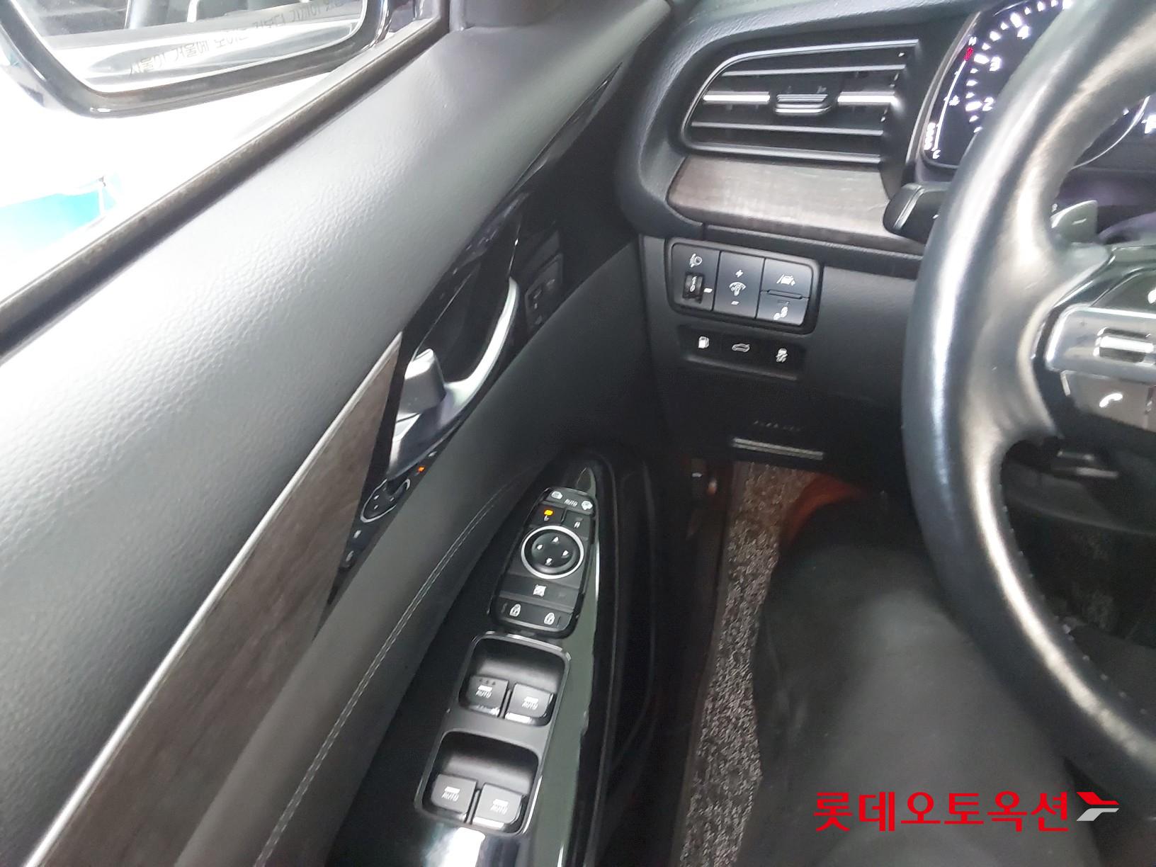 Kia K7 id 3446732 из Кореи 28