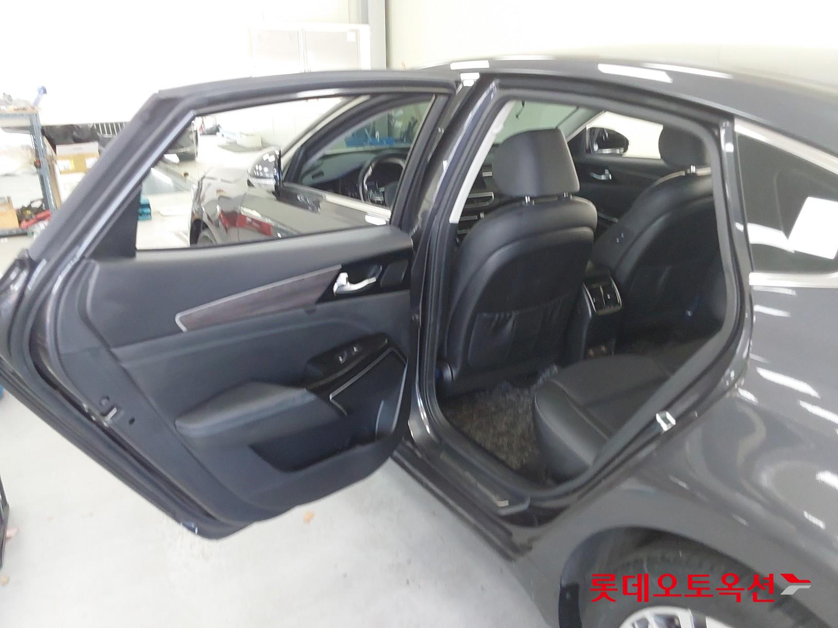 Kia K7 id 3446732 из Кореи 36