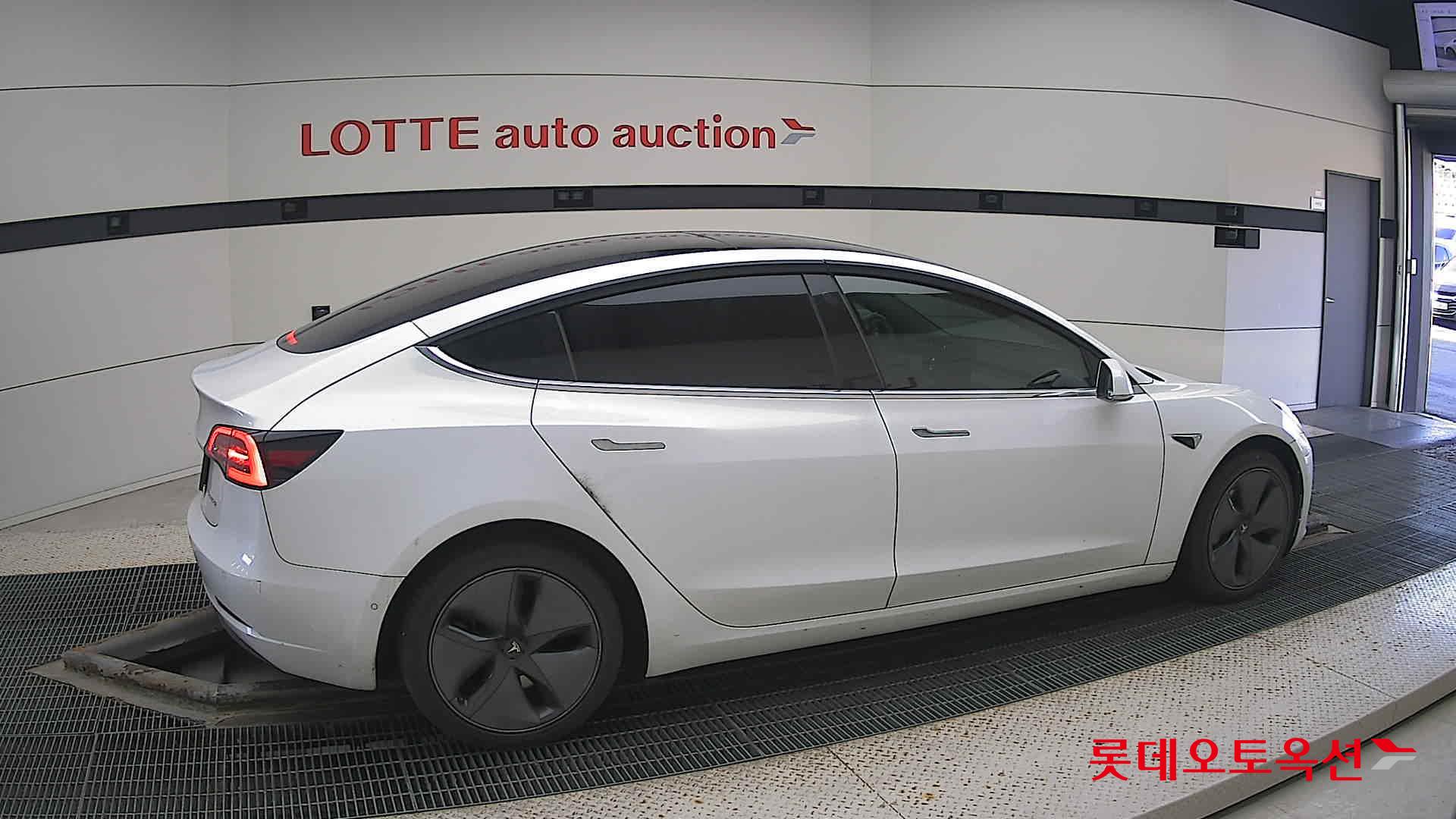 Tesla Model 3 Long Range id 3446783 из Кореи 18