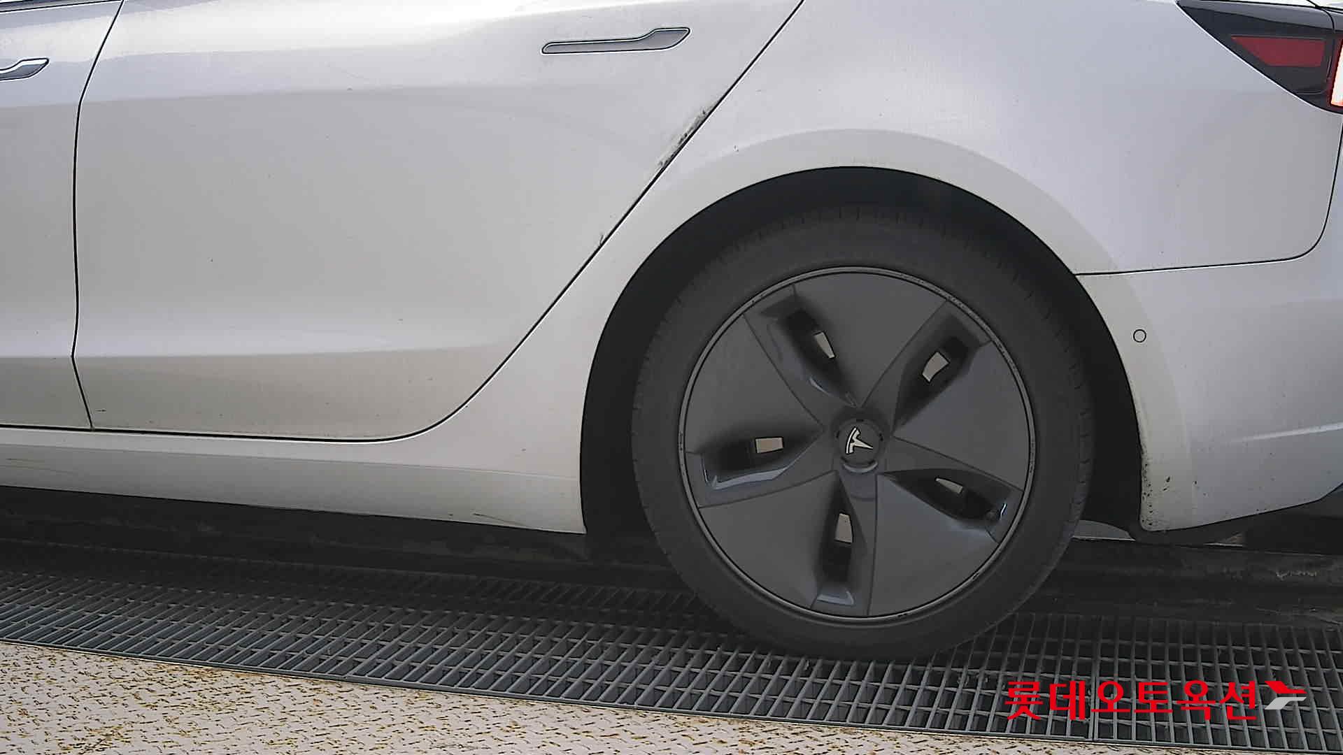 Tesla Model 3 Long Range id 3446783 из Кореи 22