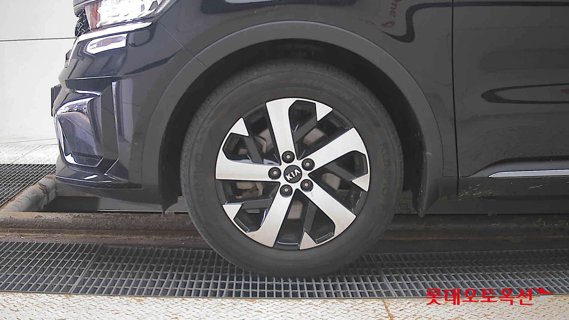 Kia Sorento id 3466784 из Кореи 21