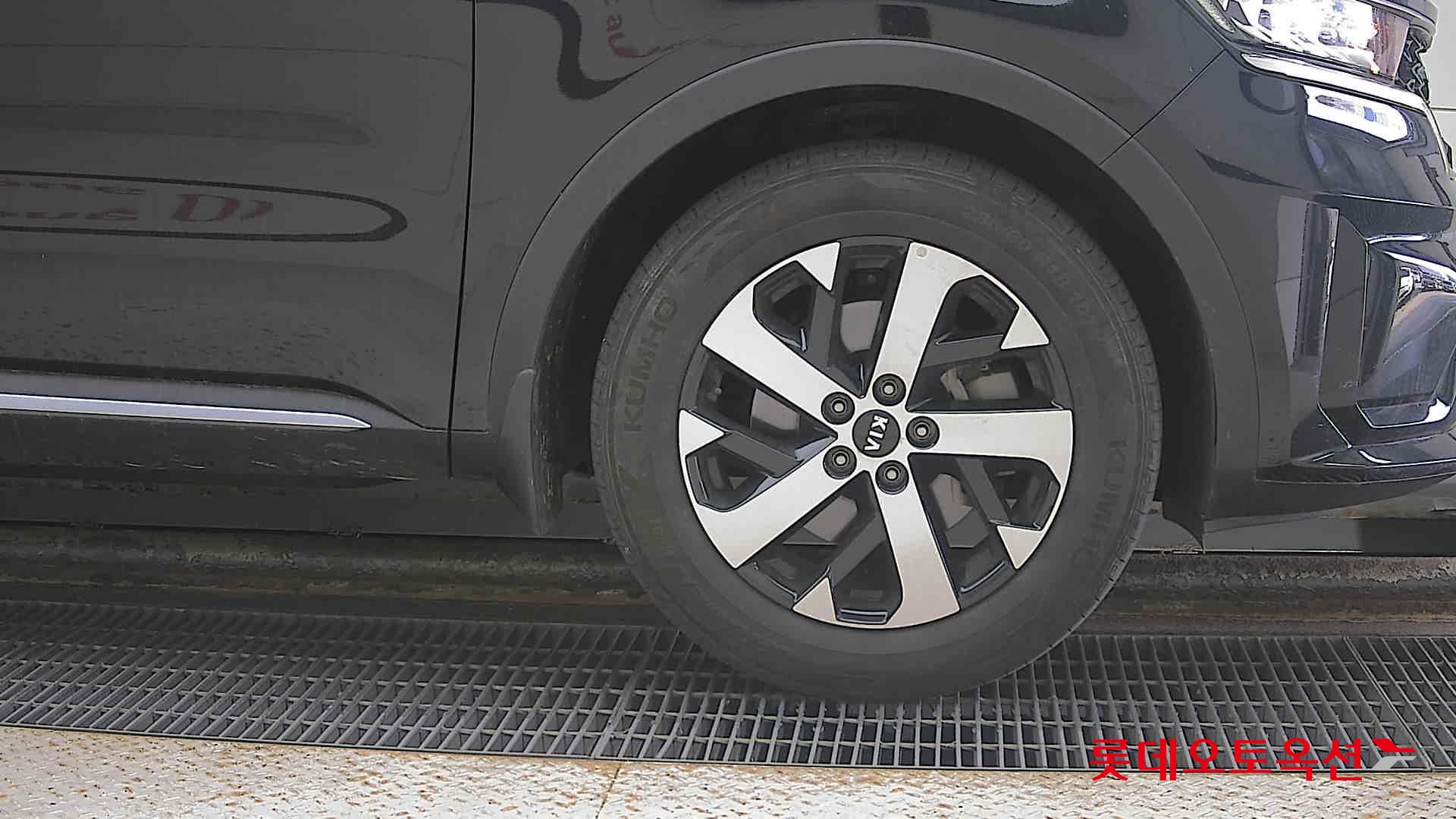 Kia Sorento id 3466784 из Кореи 23