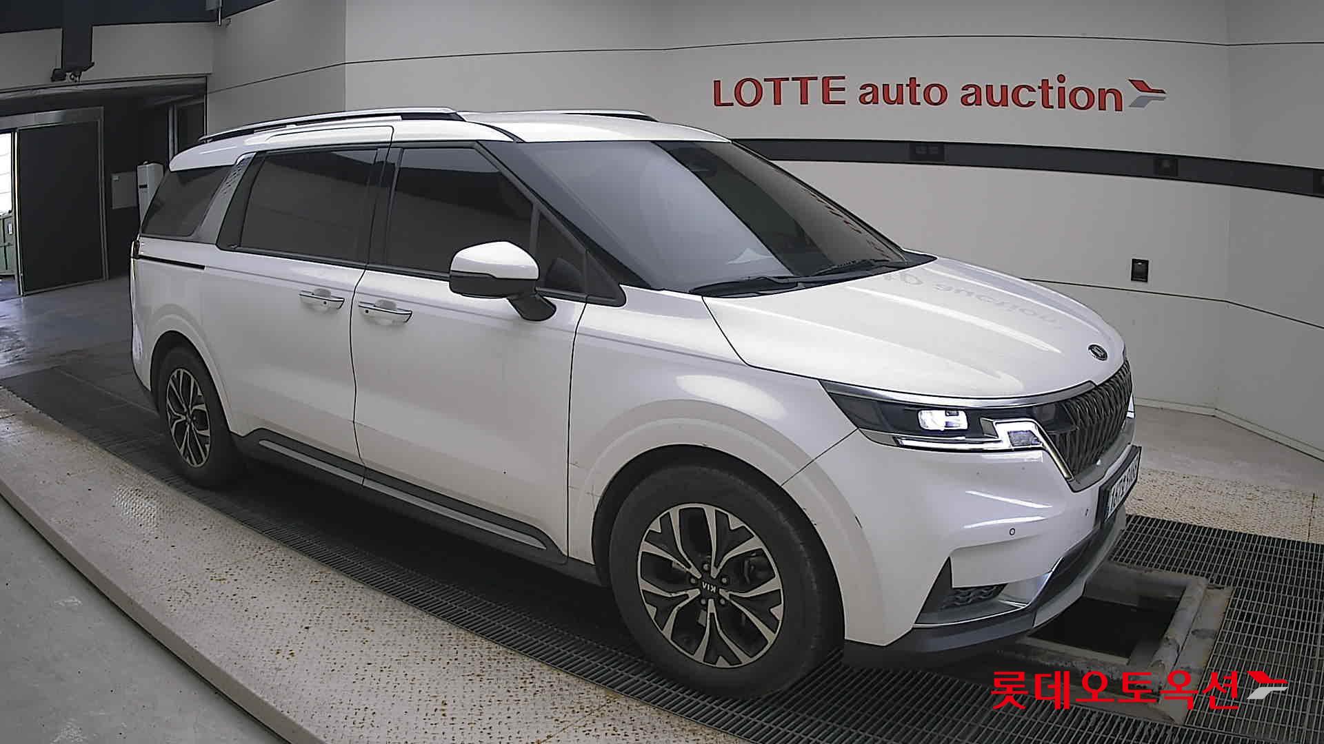 Kia Carnival id 3471534 из Кореи 16