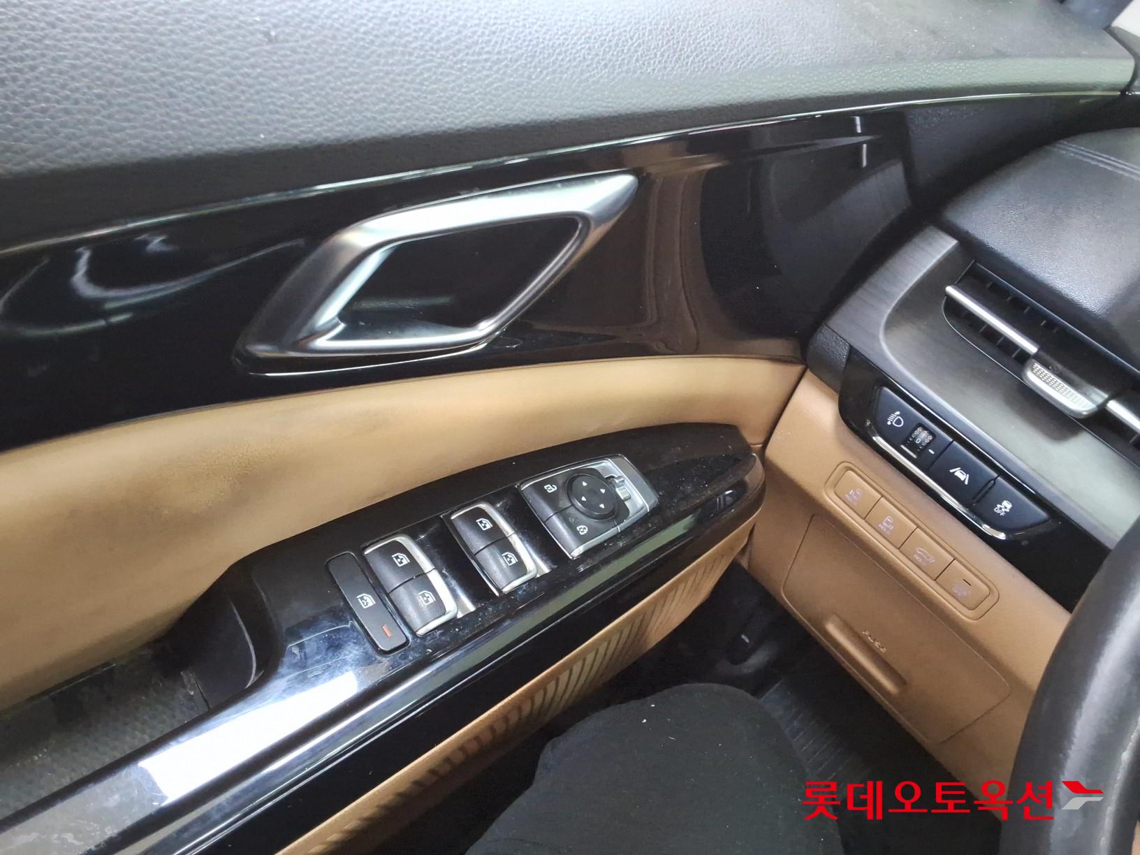 Kia Carnival id 3471534 из Кореи 28