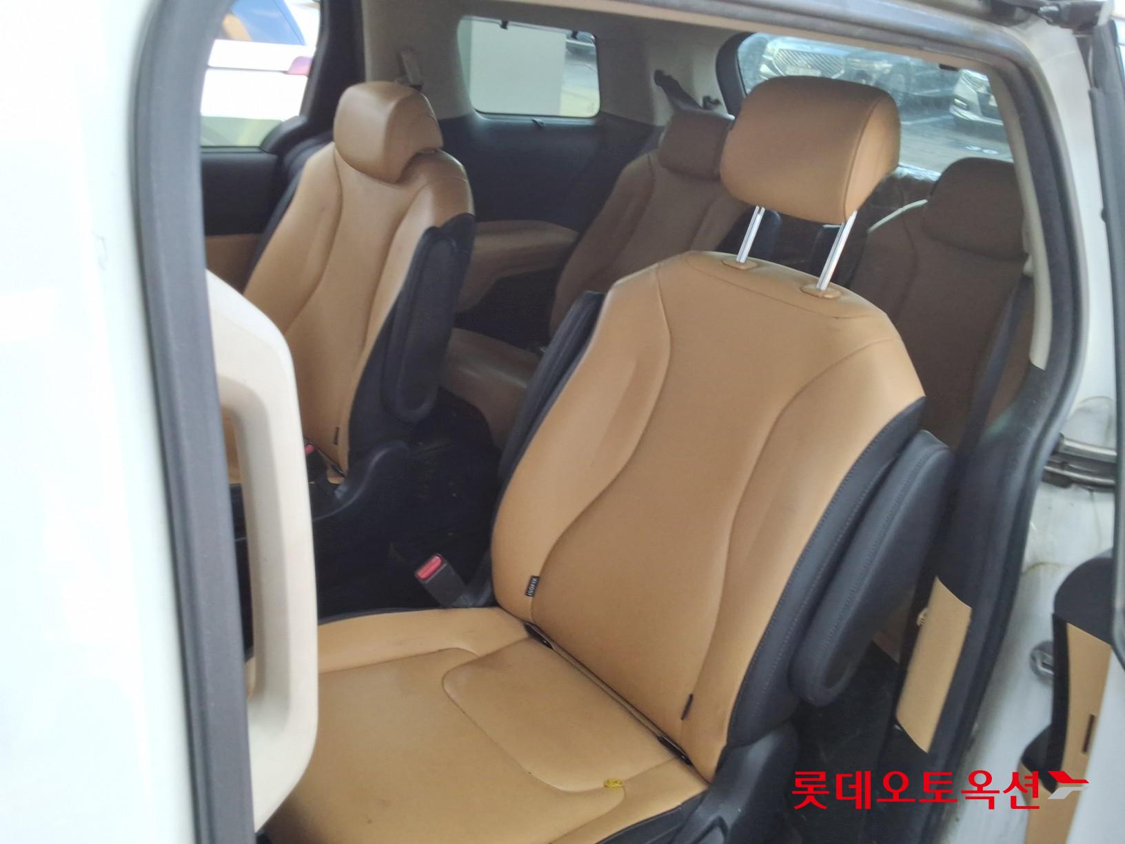 Kia Carnival id 3471534 из Кореи 36