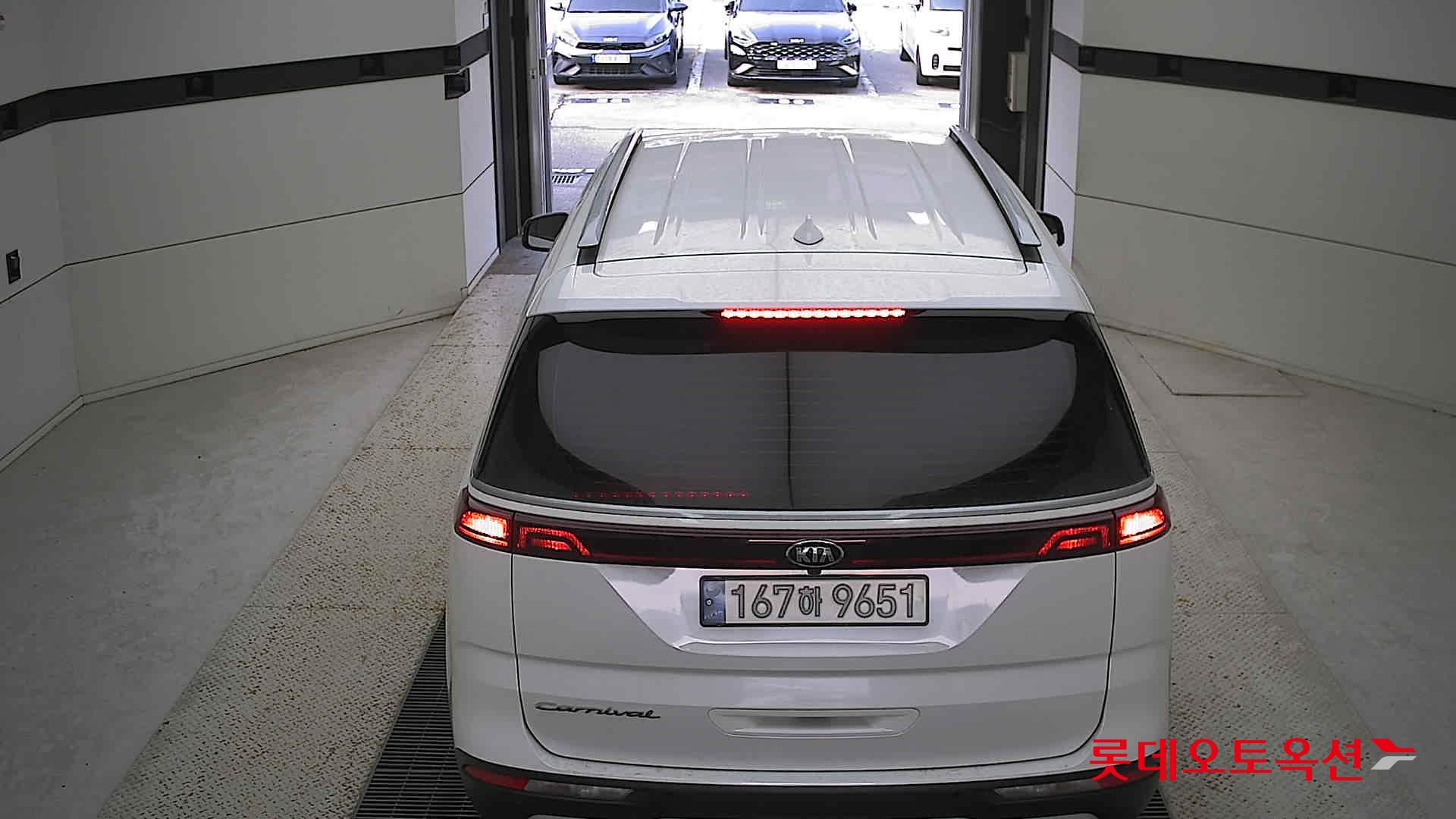 Kia Carnival 2021 Белый из Кореи, фото 5