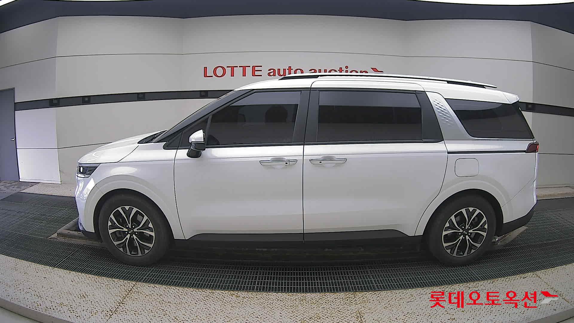 Kia Carnival id 3471554 из Кореи 7