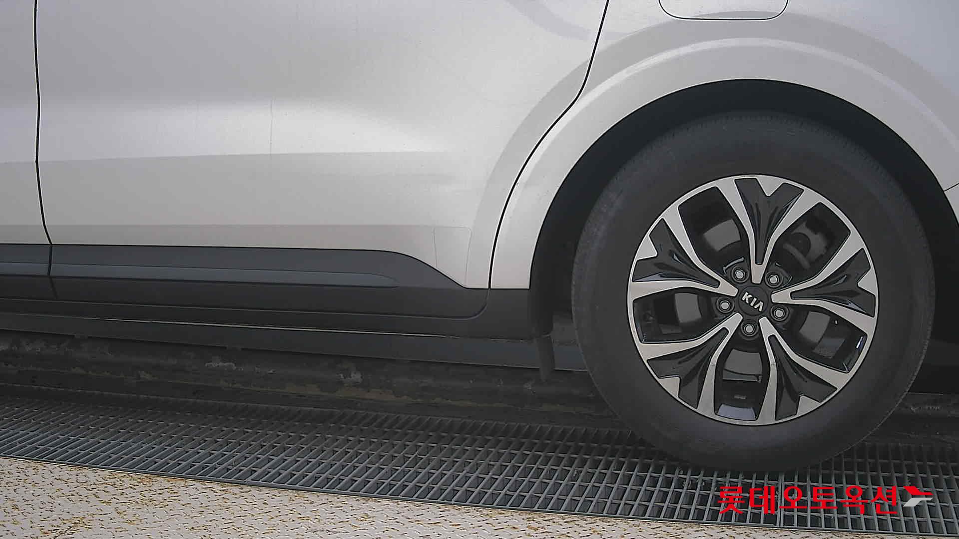 Kia Carnival id 3471554 из Кореи 22