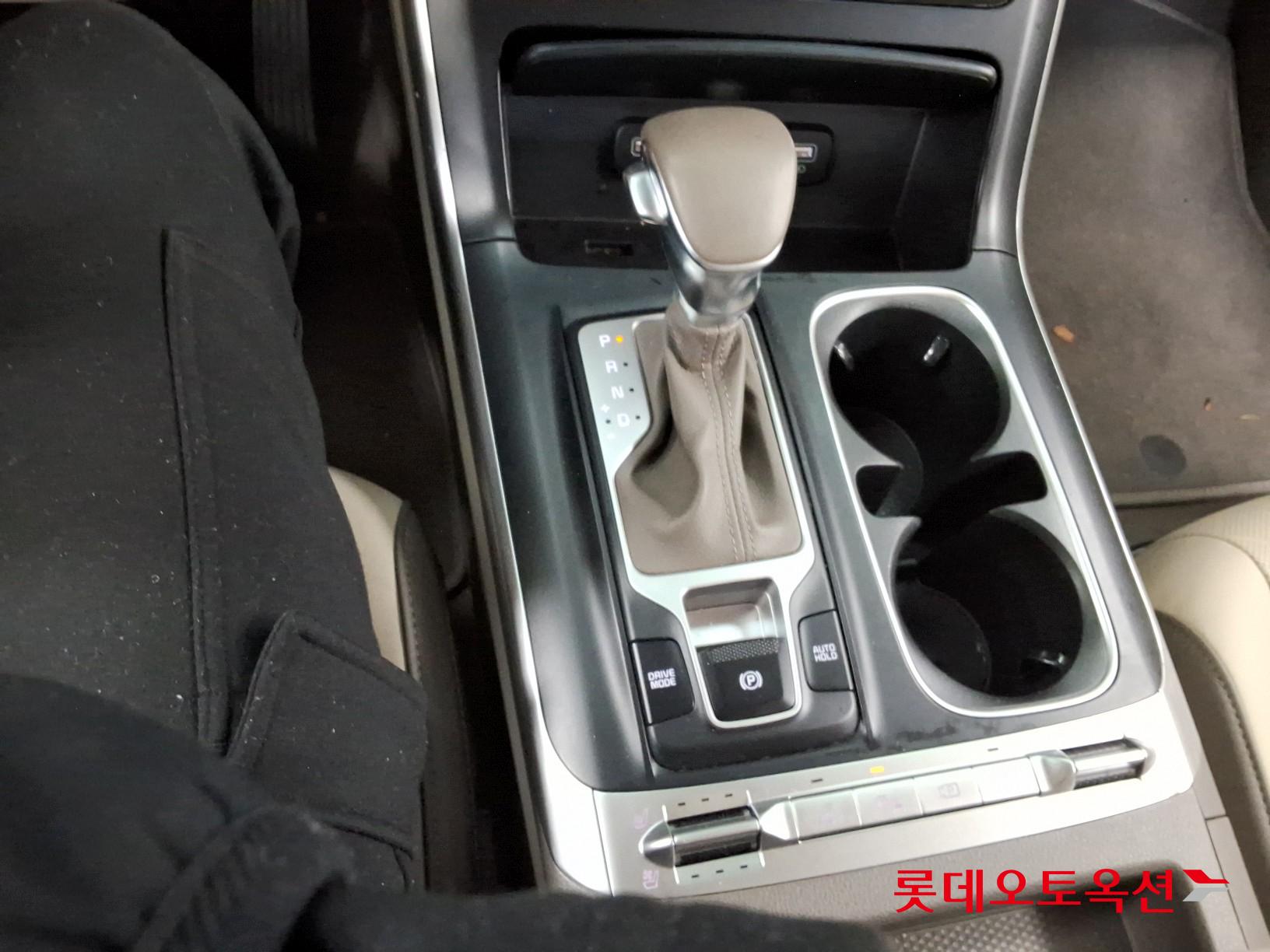 Kia Carnival id 3471554 из Кореи 32