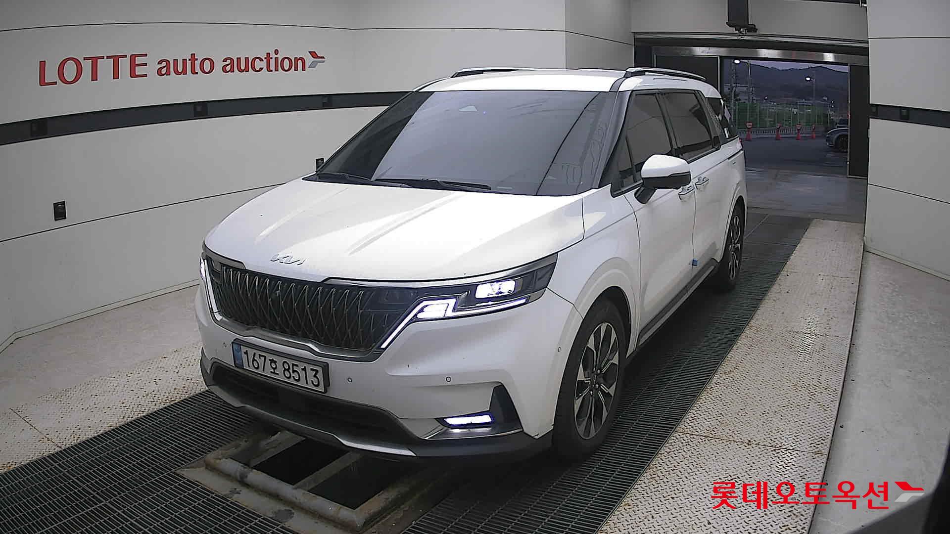 Kia Carnival 2022 Белый из Кореи