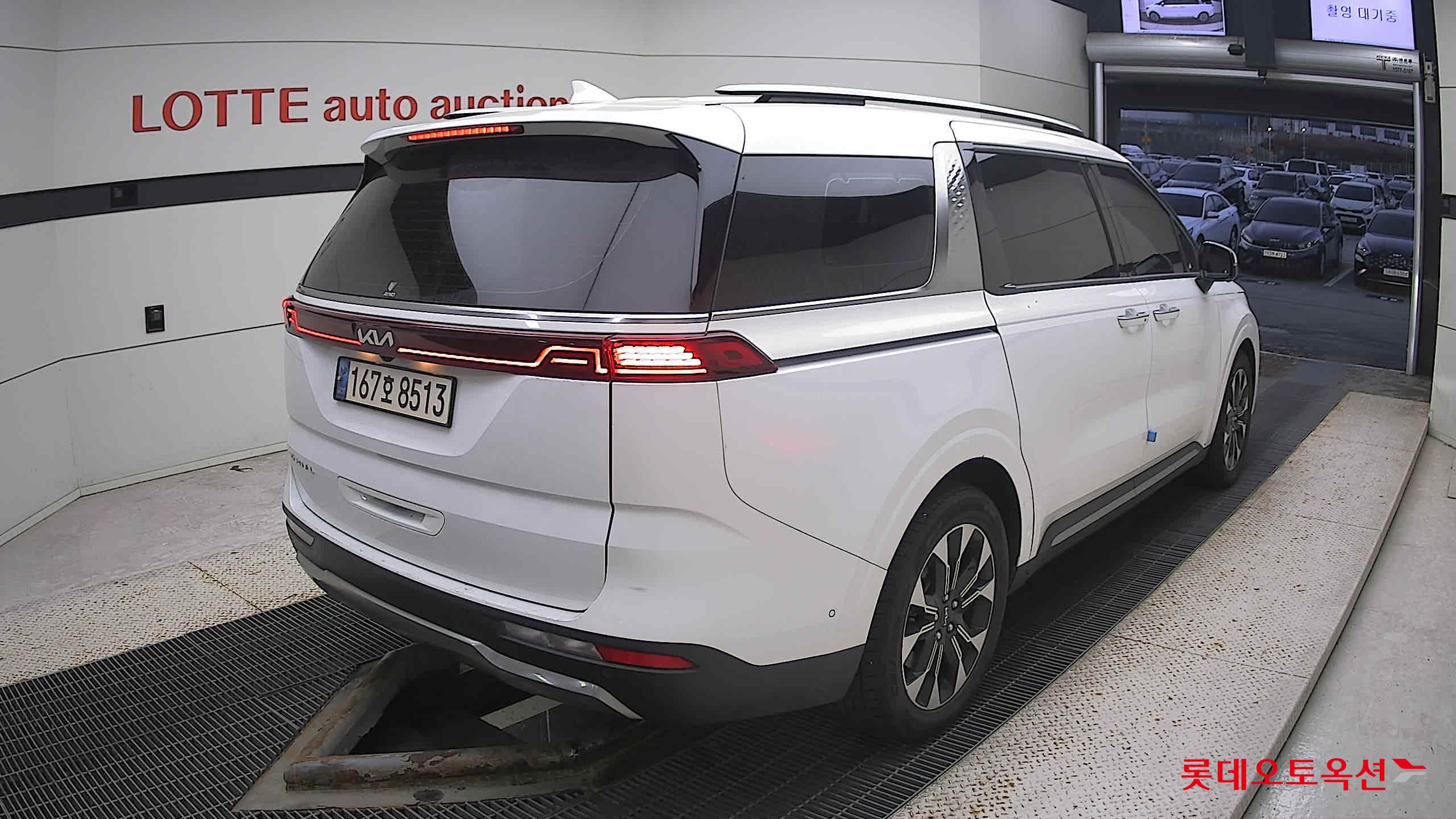 Kia Carnival 2022 Белый из Кореи, фото 4