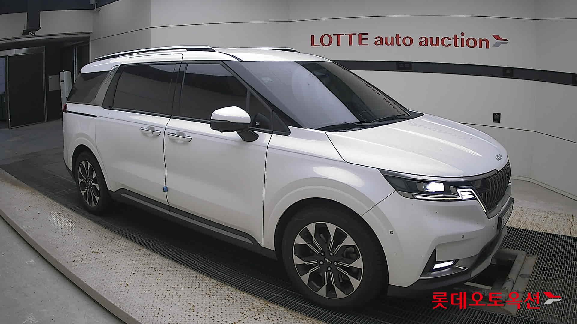 Kia Carnival id 3471566 из Кореи 16