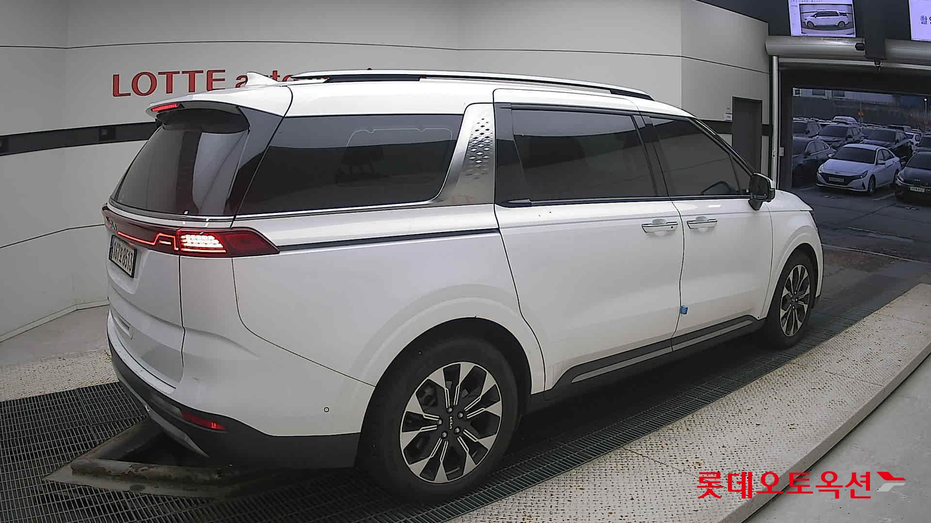 Kia Carnival id 3471566 из Кореи 19