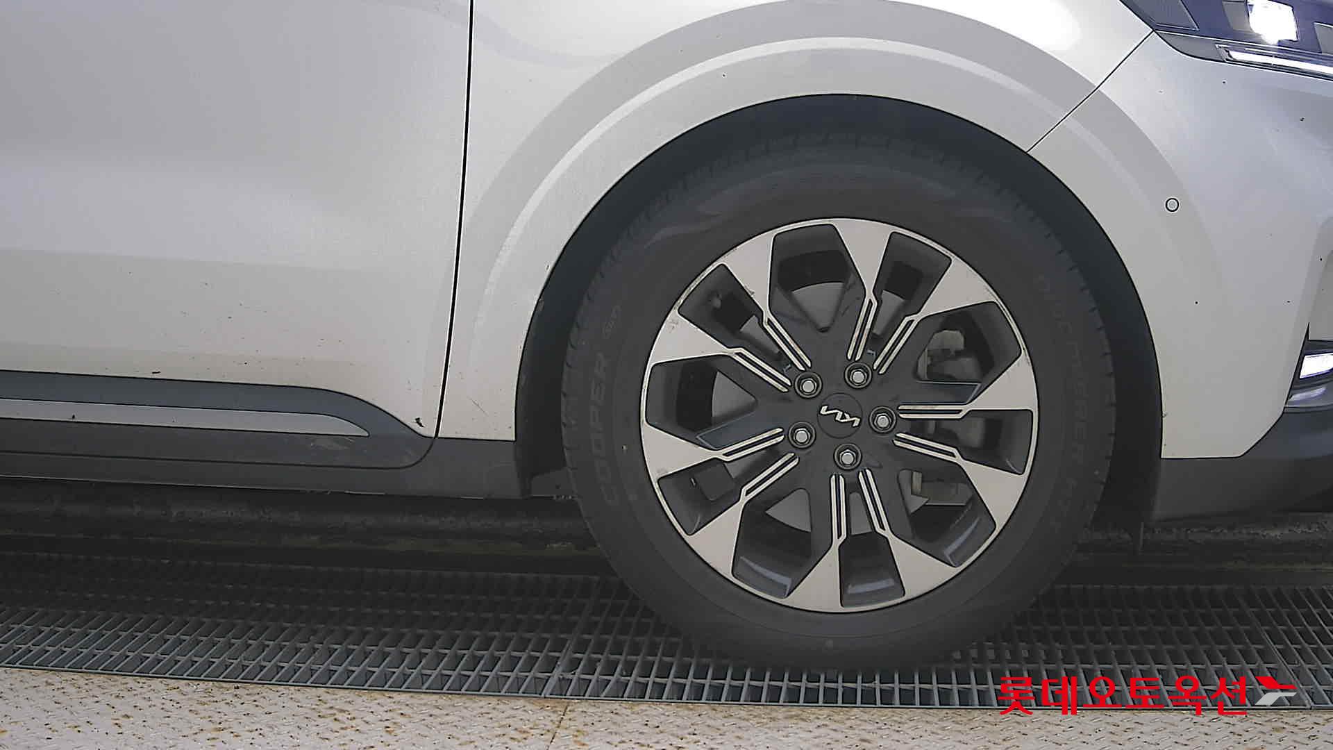 Kia Carnival id 3471566 из Кореи 23