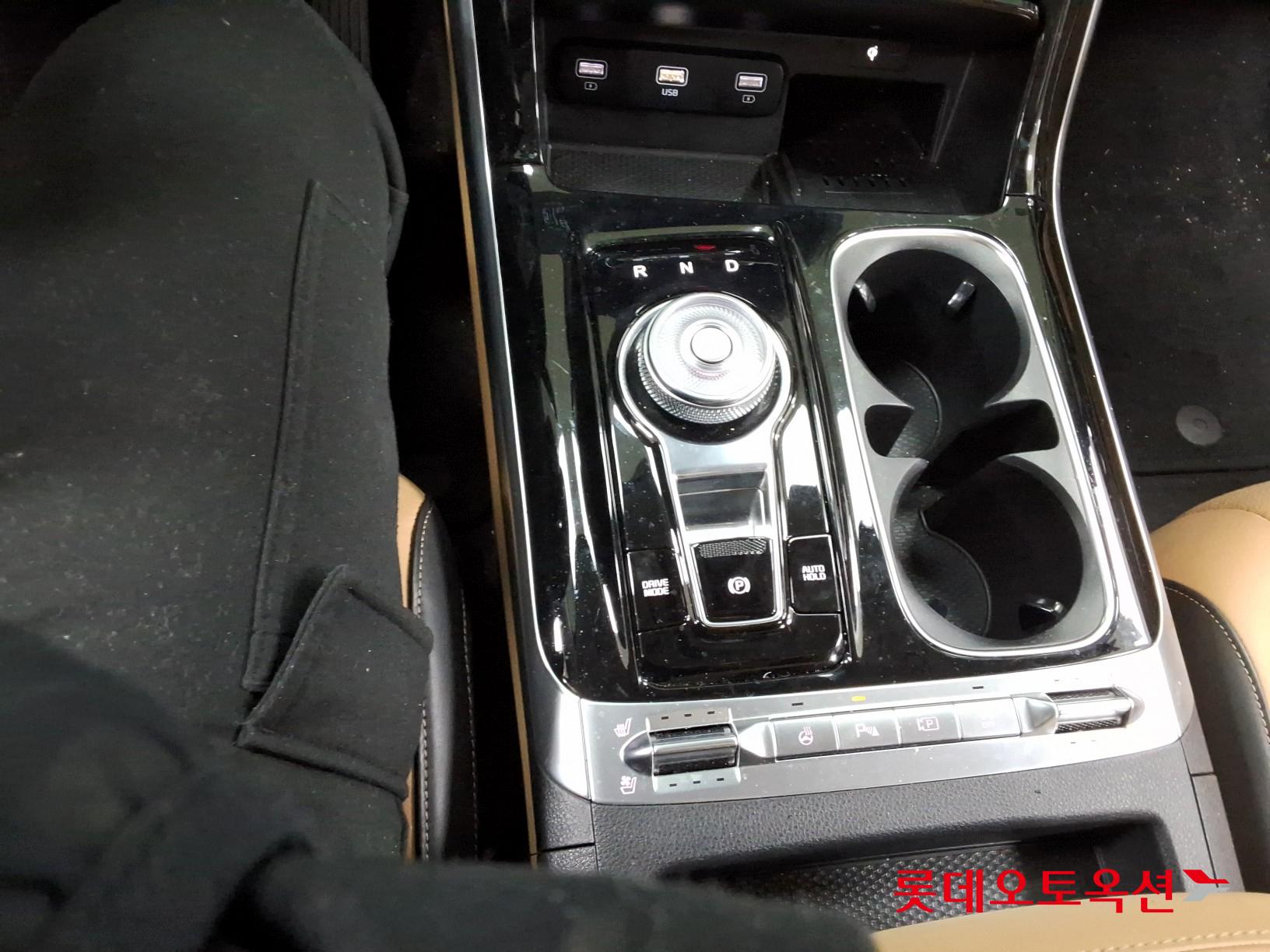 Kia Carnival id 3471566 из Кореи 32