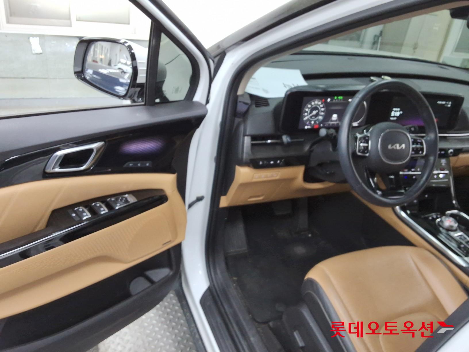 Kia Carnival id 3471566 из Кореи 35