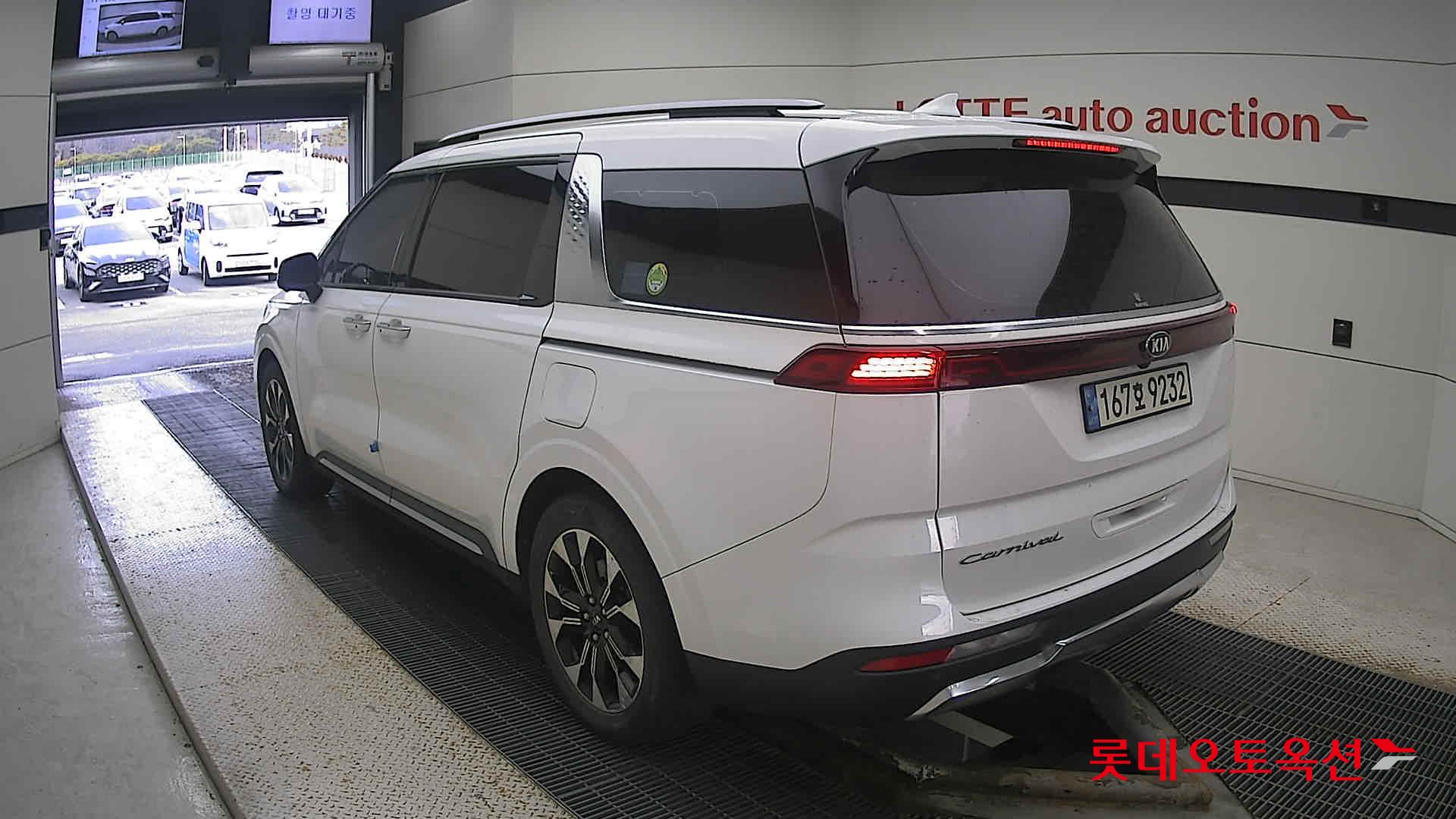 Kia Carnival 2021 Белый из Кореи, фото 6