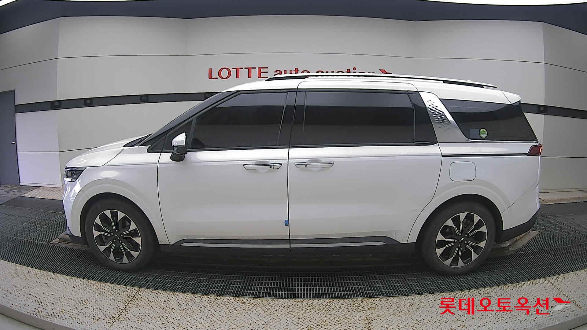 Kia Carnival id 3466830 из Кореи 7