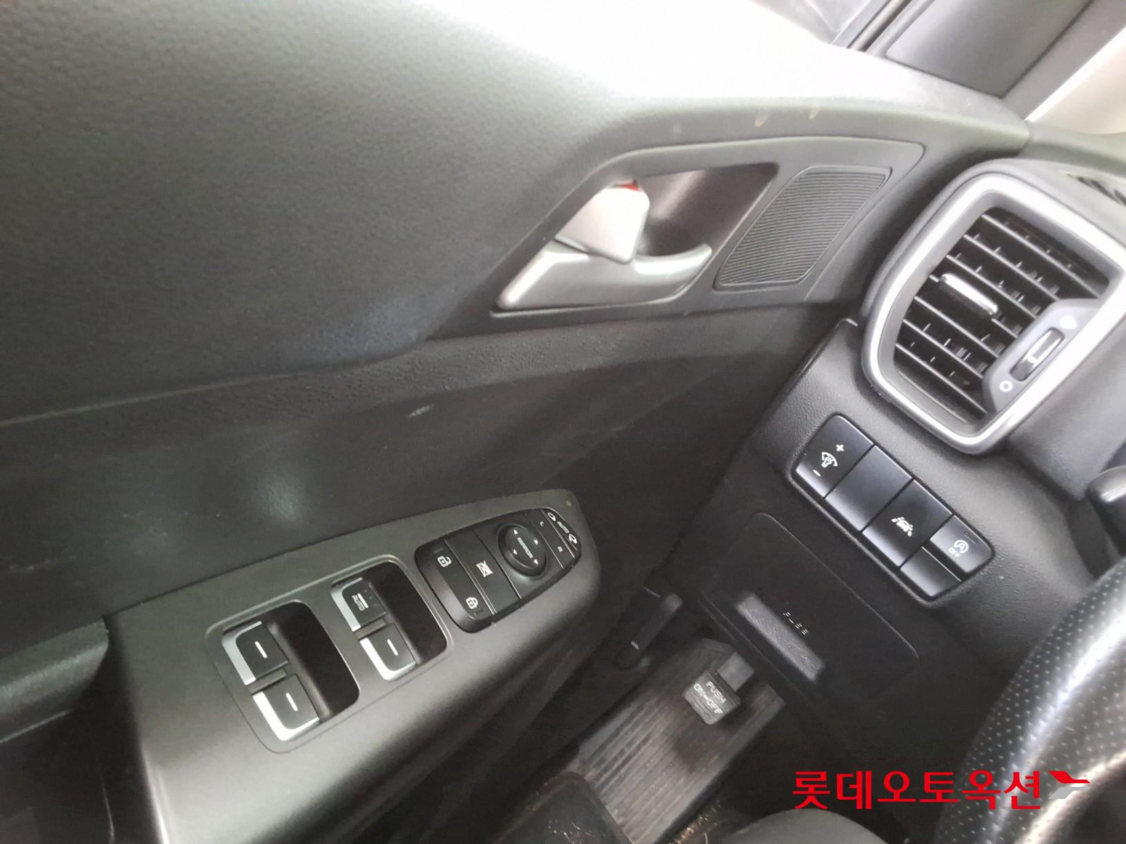 Kia Sportage id 3466856 из Кореи 28