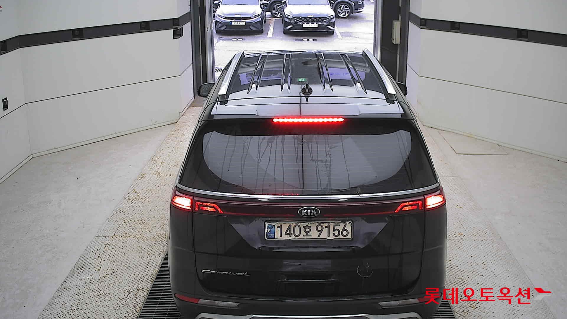 Kia Carnival 2021 Черный из Кореи, фото 5